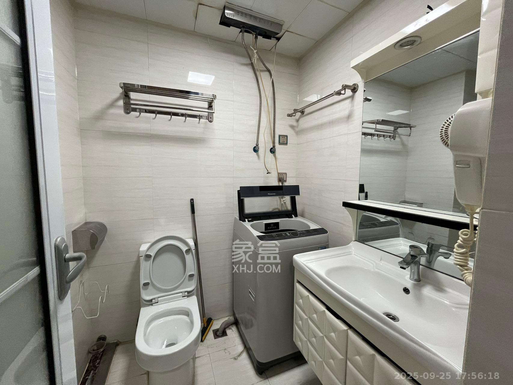 北辰三角洲E4区 1室1厅1卫 1800.0元/月 北辰三角洲E4区 1室1厅1卫 1800.0元/月室内图