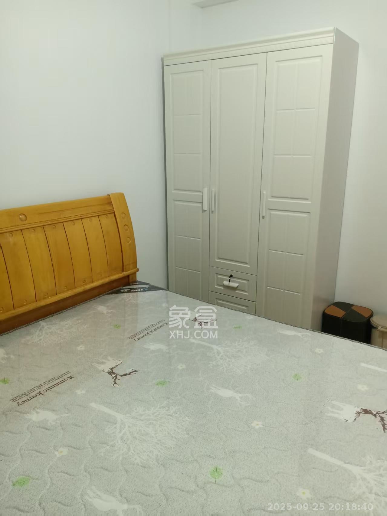 扬帆小区  2室1厅1卫   1700.00元/月室内图
