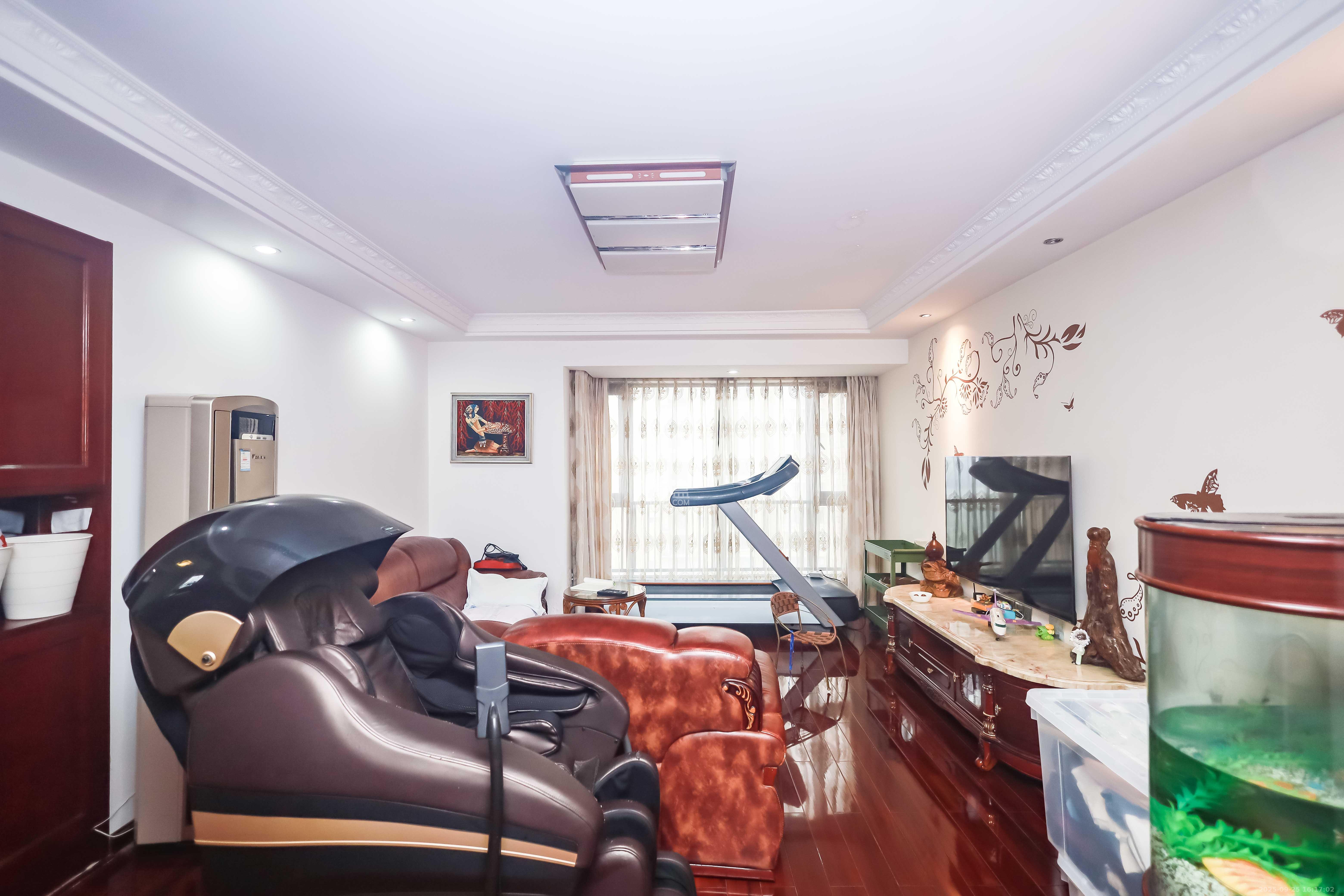 北京御园一二期（国泰嘉园）  4室2厅2卫    162.0万