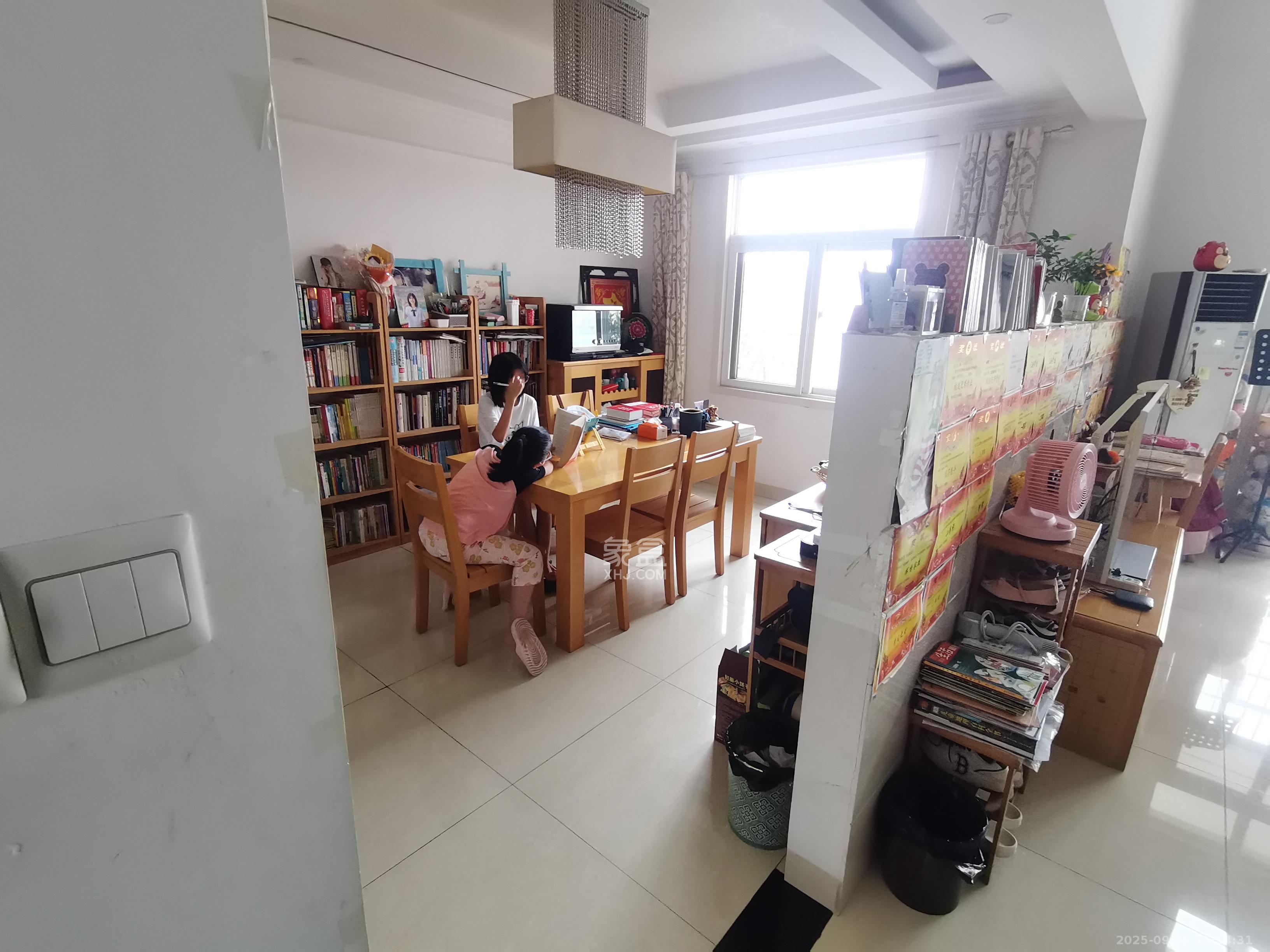 保利香槟国际  1室0厅0卫    2700.0元/月室内图