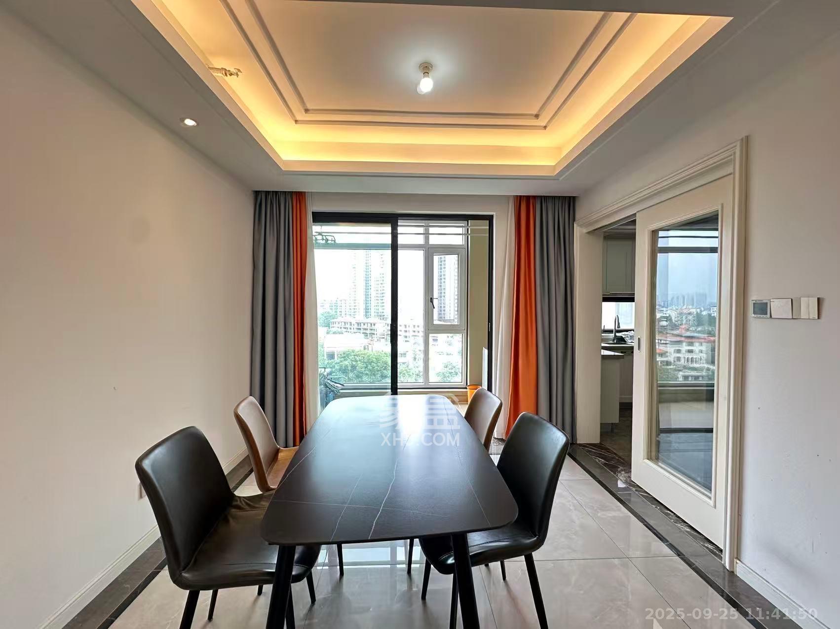 万科里金域国际 4室2厅2卫 6800.0元/月 万科里金域国际 4室2厅2卫 6800.0元/月室内图