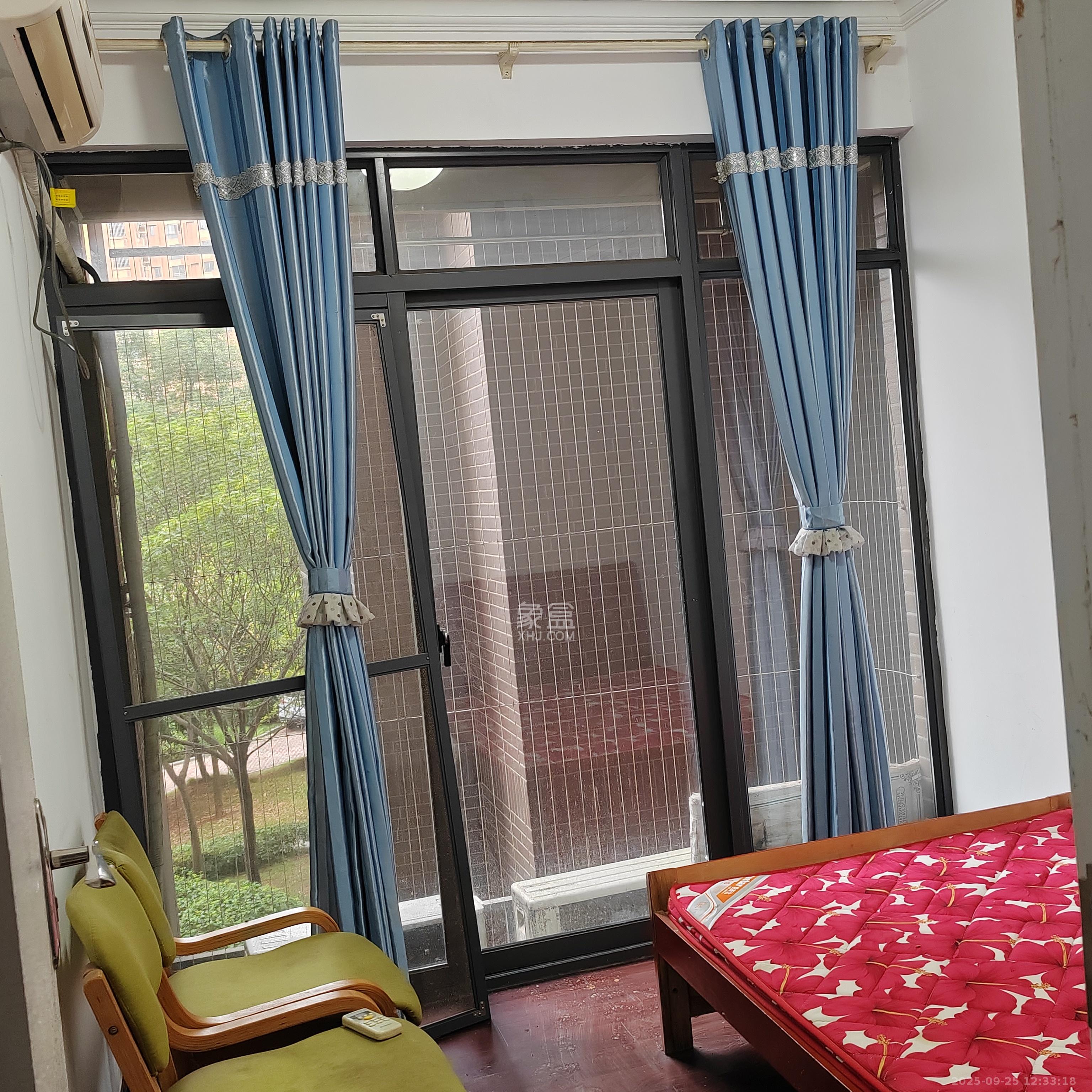 山水嘉园  3室2厅1卫    1700.0元/月室内图