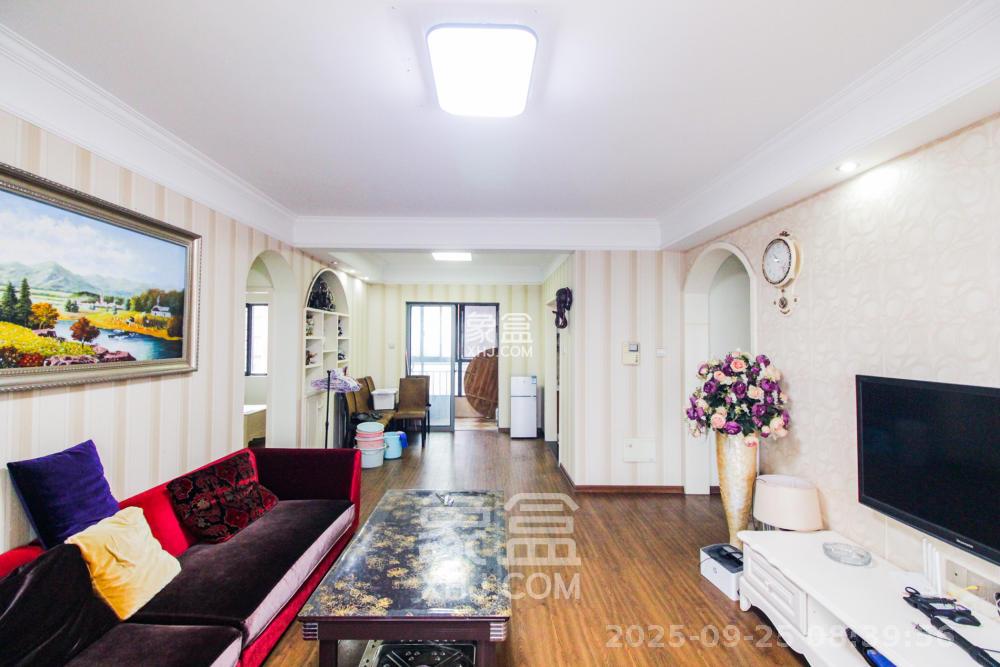 上海城小区 4室2厅2卫 2700.0元/月 上海城小区 4室2厅2卫 2700.0元/月室内图