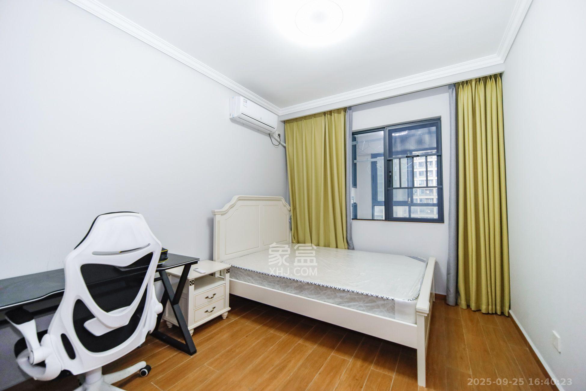 华润翡翠府 3室2厅2卫 3500.0元/月 华润翡翠府 3室2厅2卫 3500.0元/月室内图