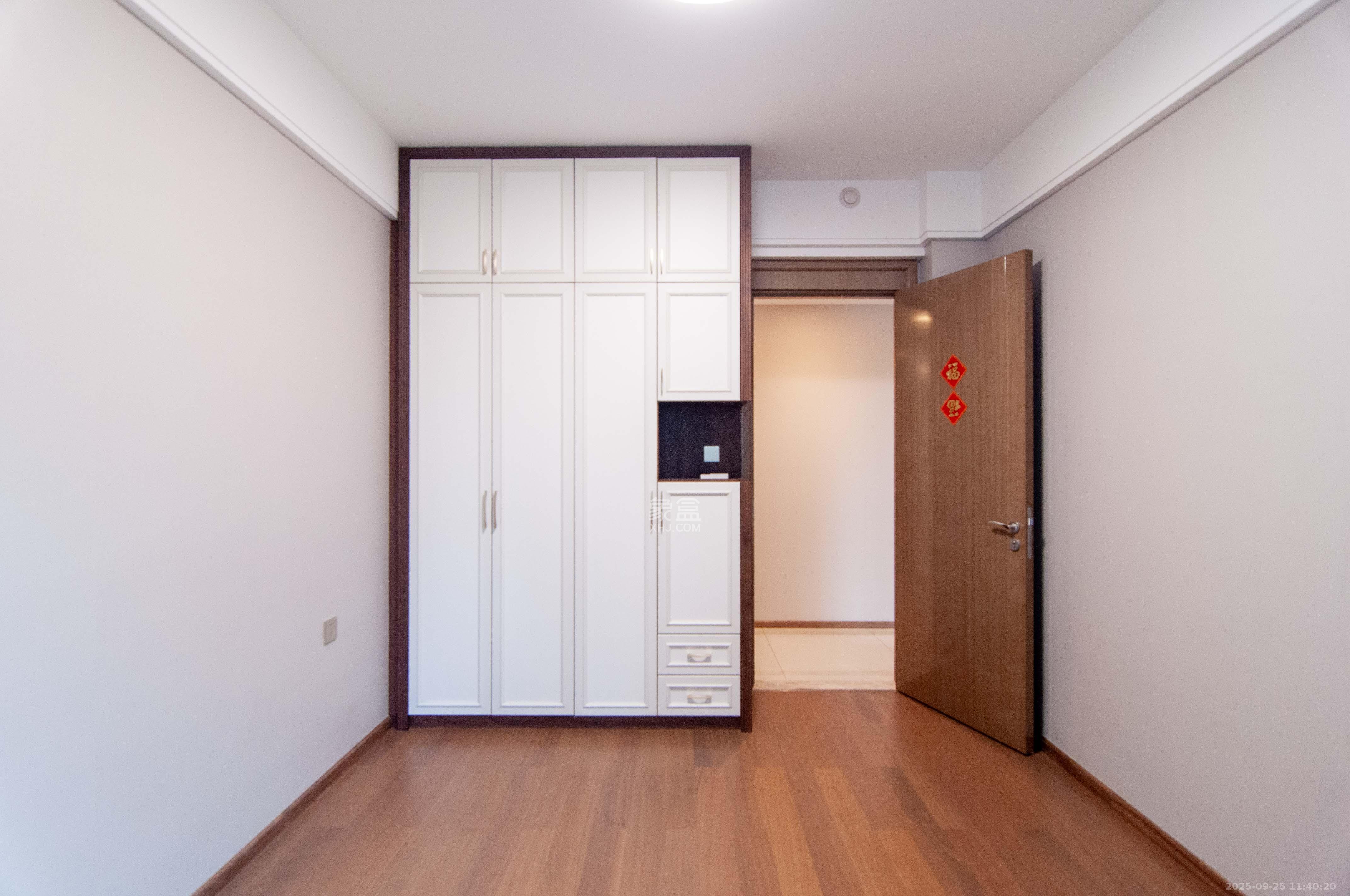 梅溪湖金茂湾  4室2厅2卫    255.0万其他