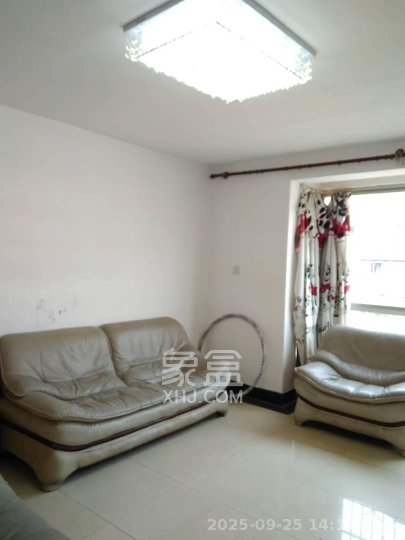 新星小区  3室2厅1卫    1800.0元/月 新星小区  3室2厅1卫    1800.0元/月