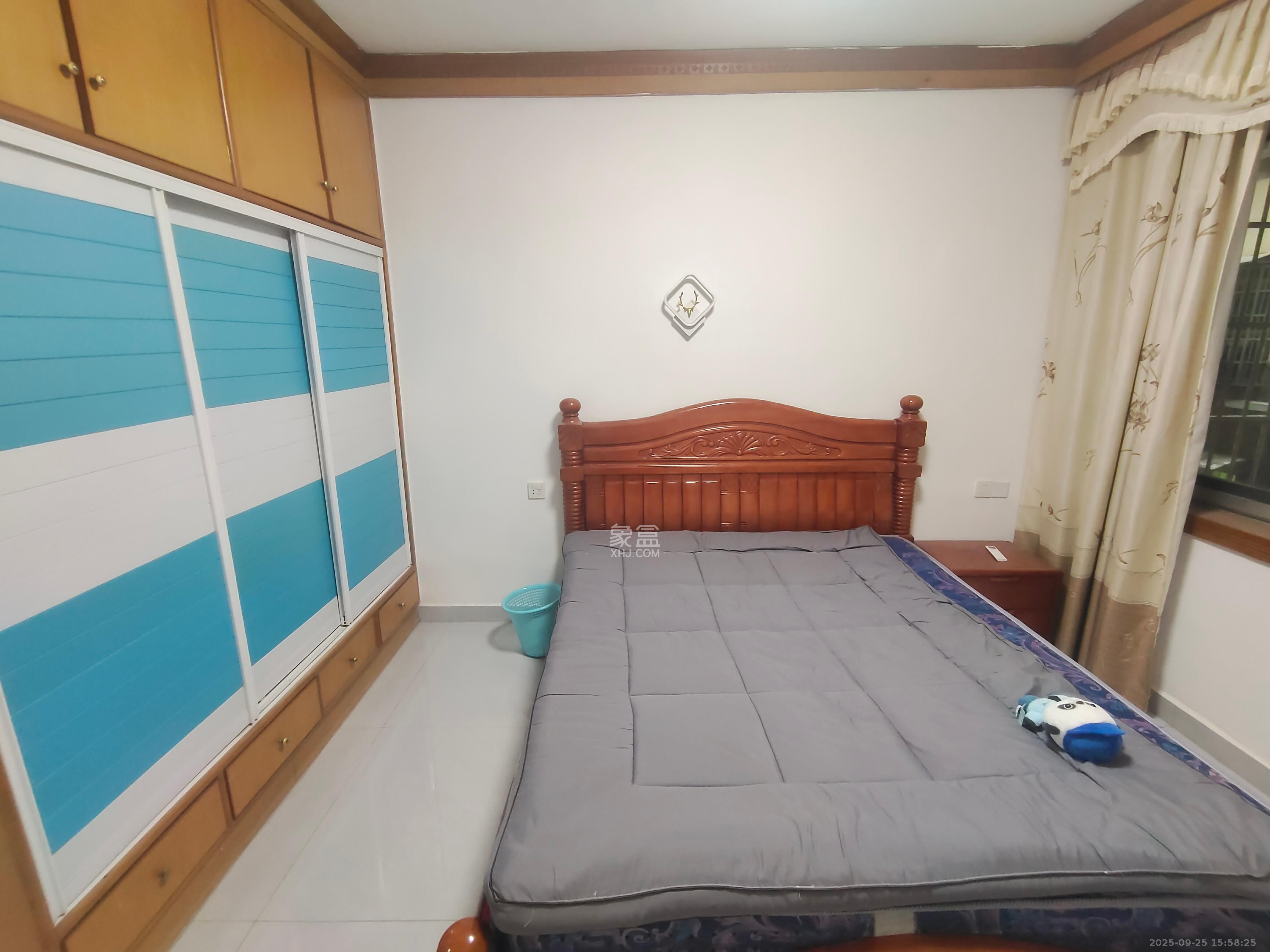 望兴家园 3室2厅2卫 2400.0元/月 望兴家园 3室2厅2卫 2400.0元/月室内图