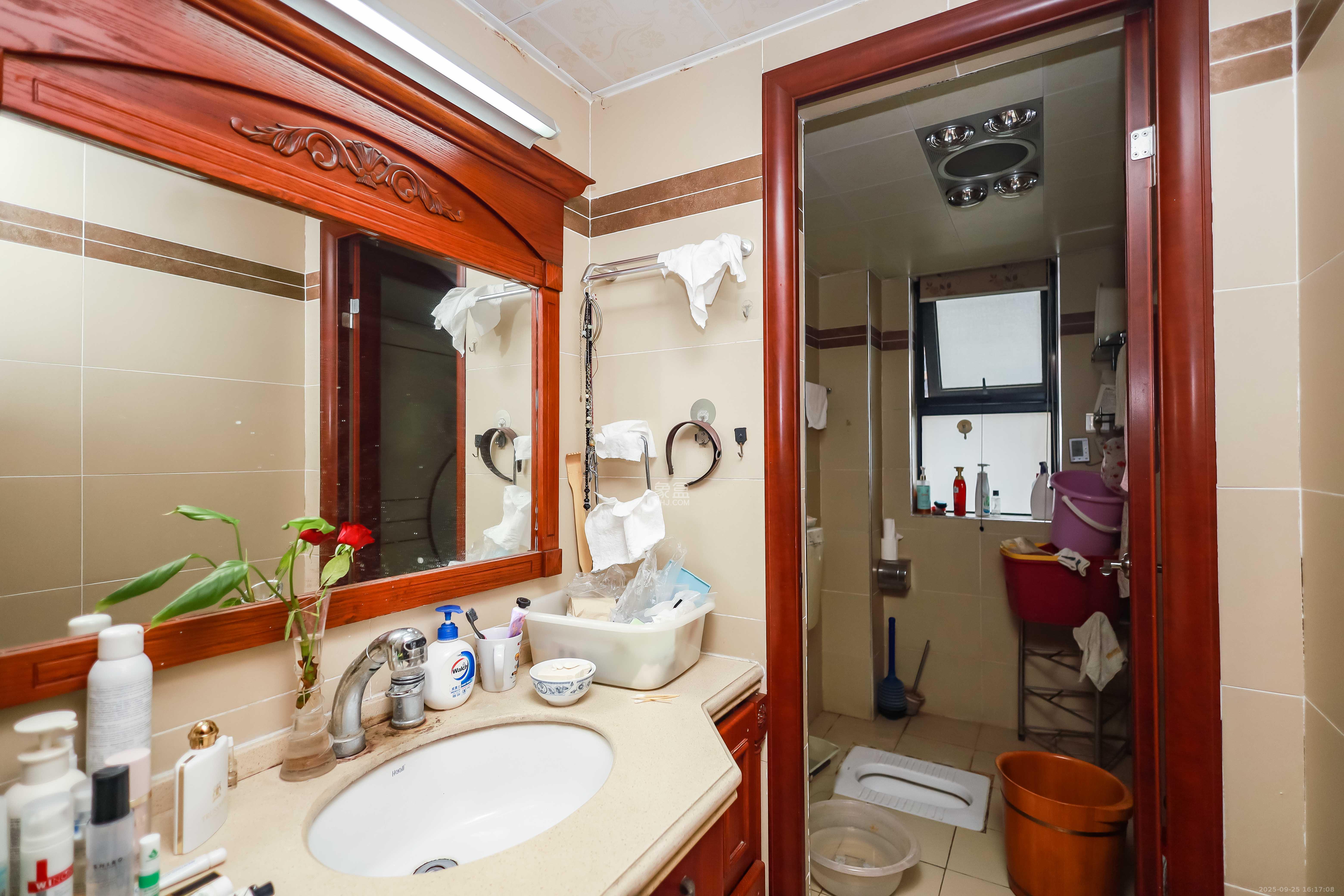 北京御园一二期（国泰嘉园）  4室2厅2卫    162.0万卫生间