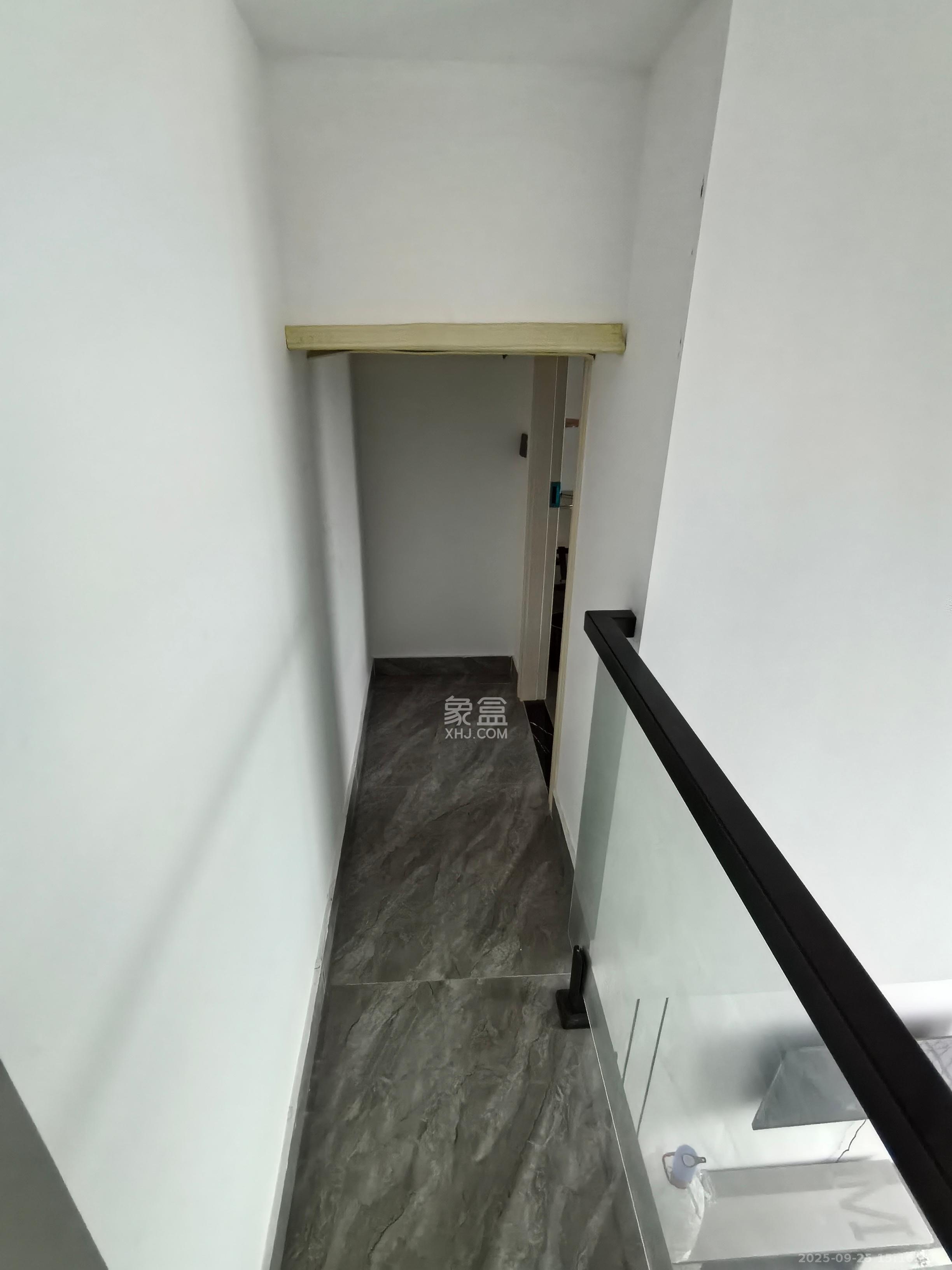 碧桂园星荟  1室0厅0卫    1600.0元/月室内图