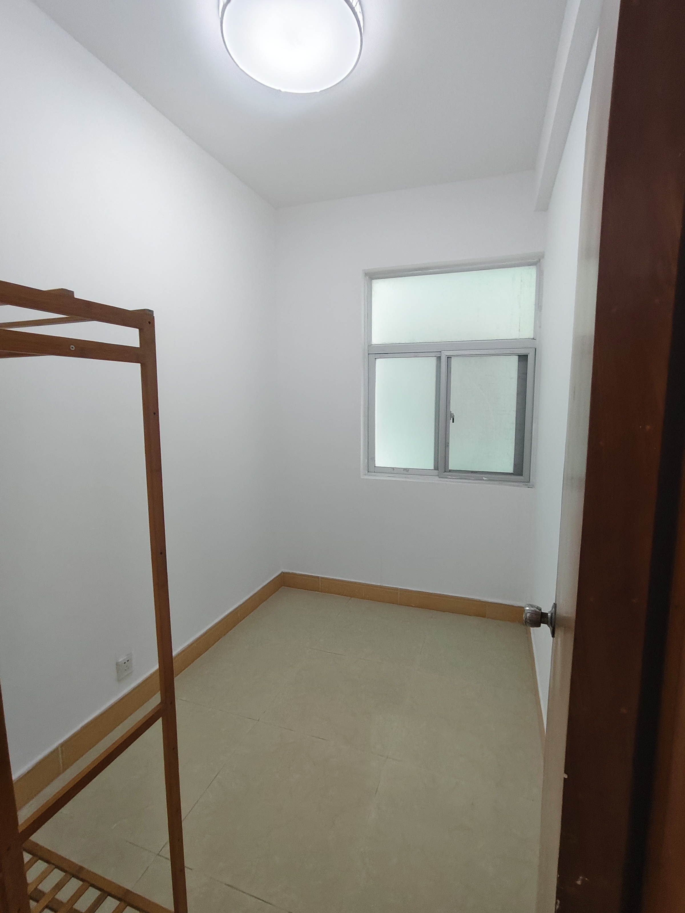 龙泉家园 3室2厅1卫 2800.0元/月 龙泉家园 3室2厅1卫 2800.0元/月室内图