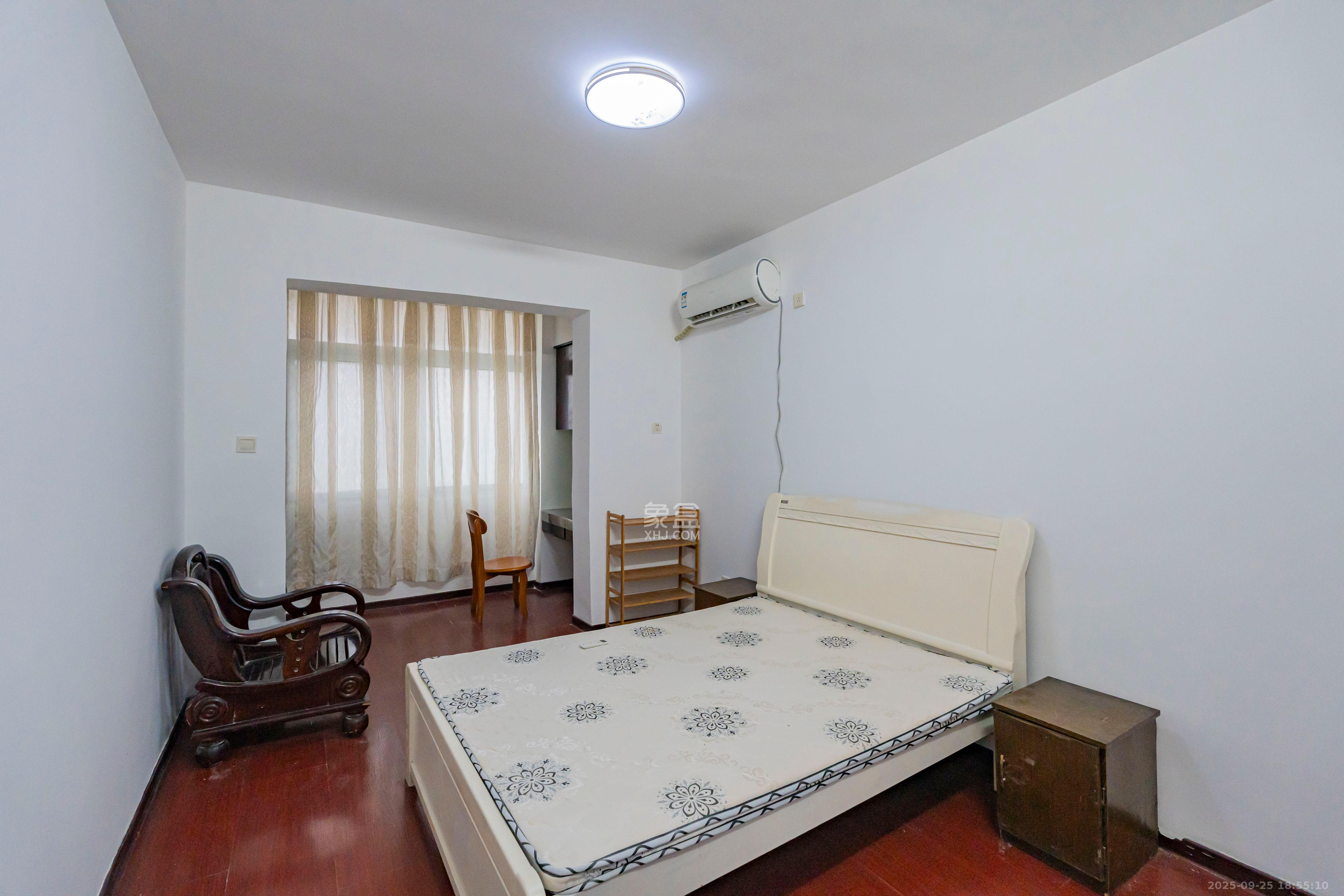 化工宿舍  1室0厅0卫    45.0万卧室