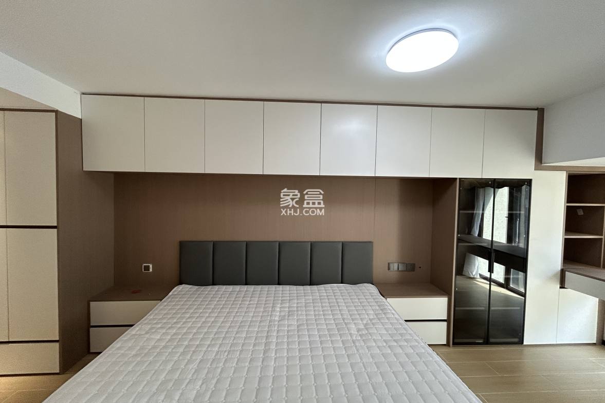 海航豪庭南苑  1室1厅2卫    3600.0元/月 海航豪庭南苑  1室1厅2卫    3600.0元/月室内图