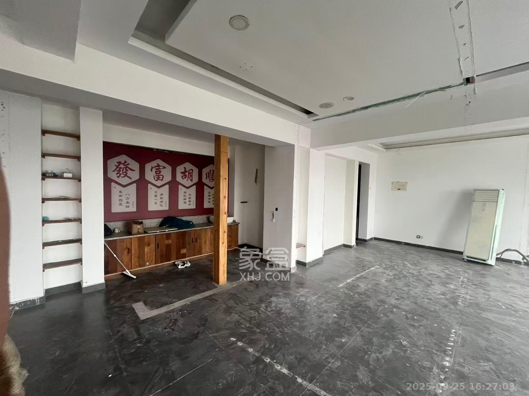 长城雅苑   180.0㎡      7000.0元/月室内图