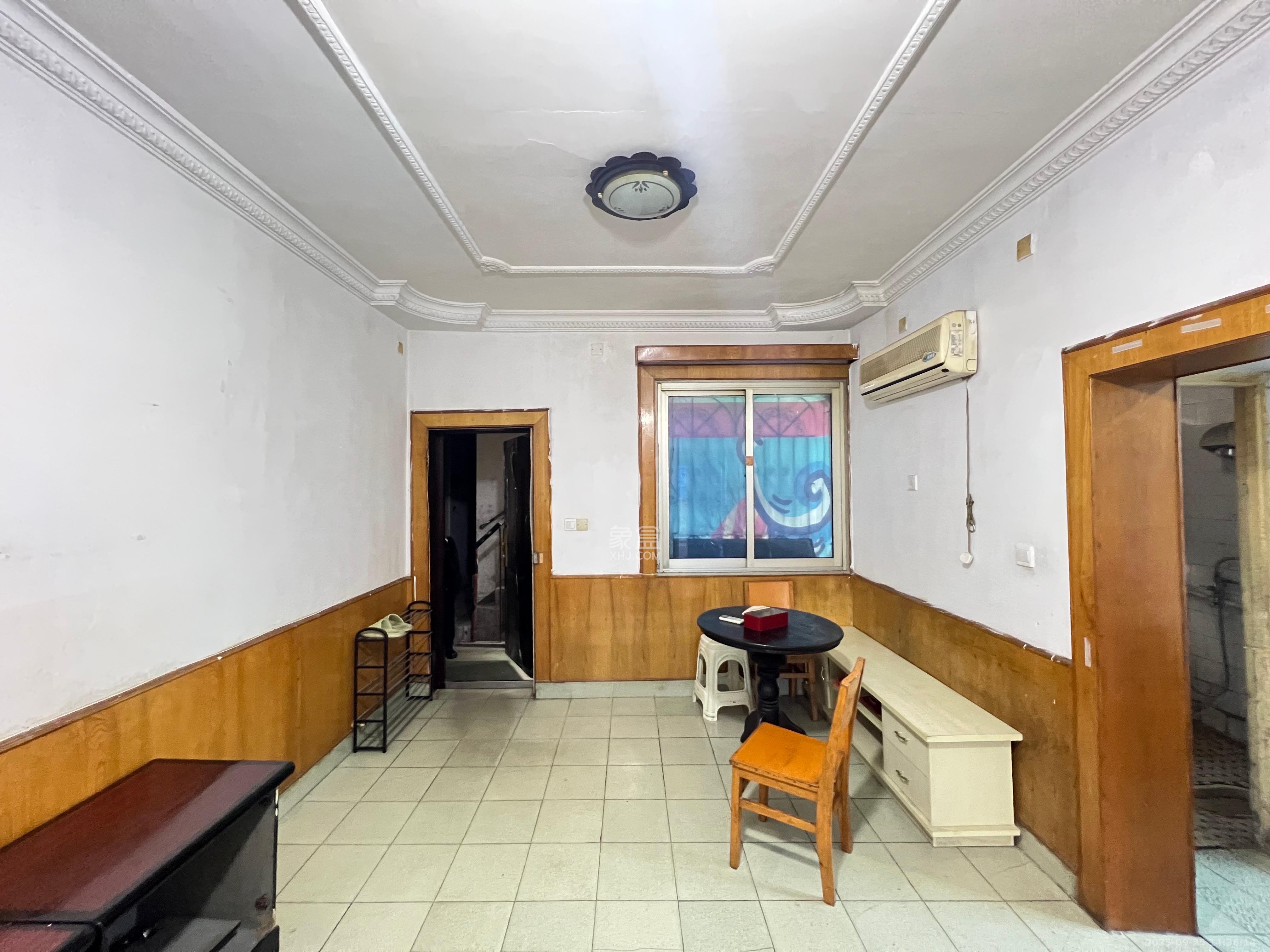 赛福尔公寓 2室1厅1卫 1100.0元/月 赛福尔公寓 2室1厅1卫 1100.0元/月室内图