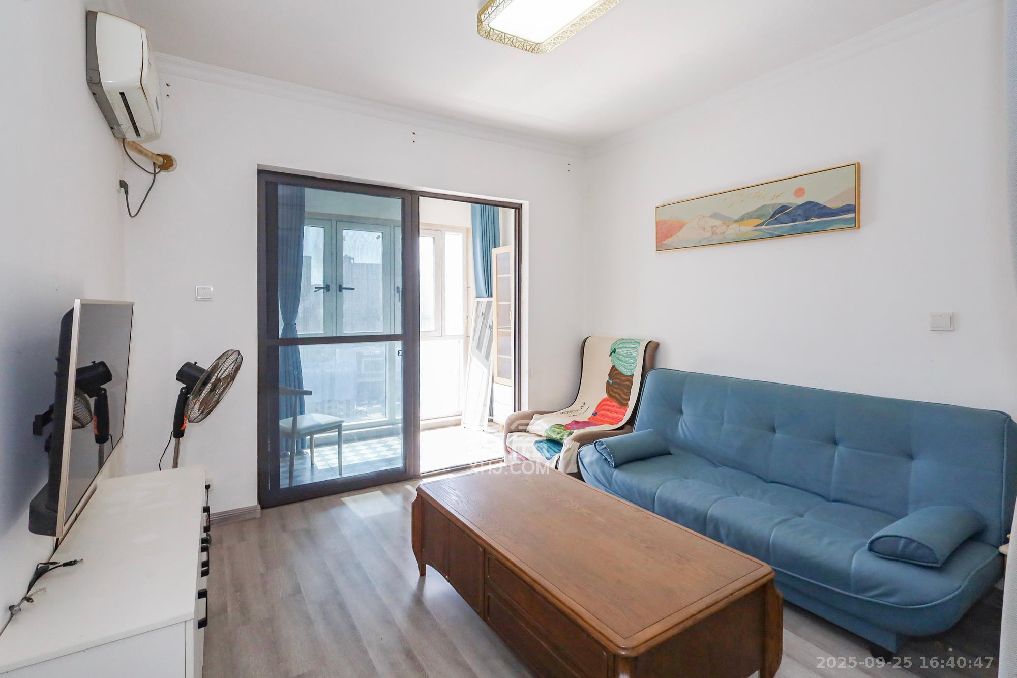 光明E城  3室1厅1卫    82.0万 光明E城  3室1厅1卫    82.0万