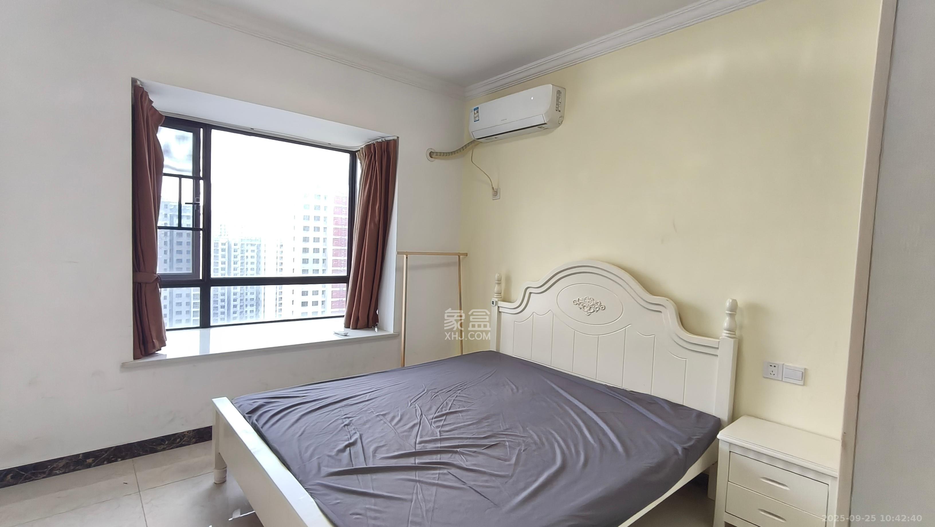 光明E城 3室2厅1卫 2600.0元/月 光明E城 3室2厅1卫 2600.0元/月室内图