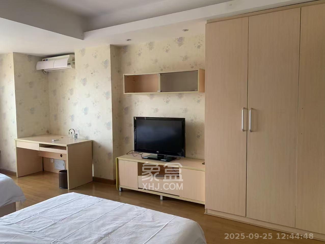 融科檀香山(融科紫檀、香山国际) 1室1厅1卫 1500.0元/月 融科檀香山(融科紫檀、香山国际) 1室1厅1卫 1500.0元/月室内图