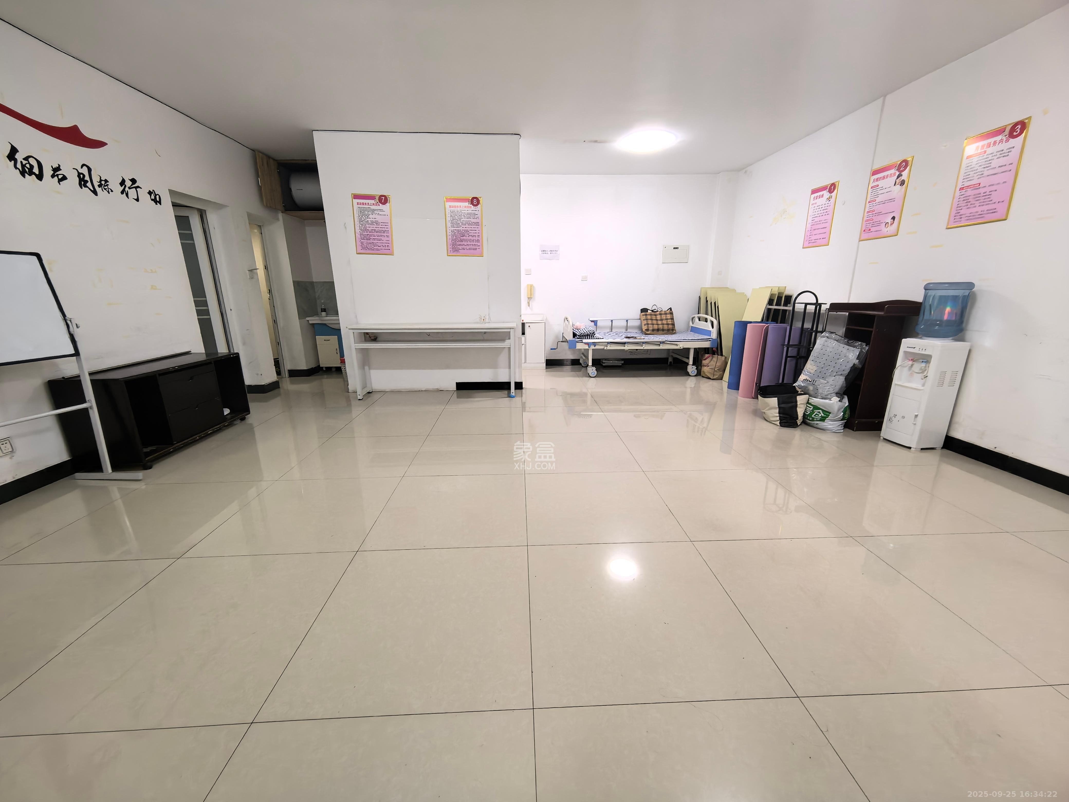 和庄  2室2厅1卫    1900.0元/月室内图