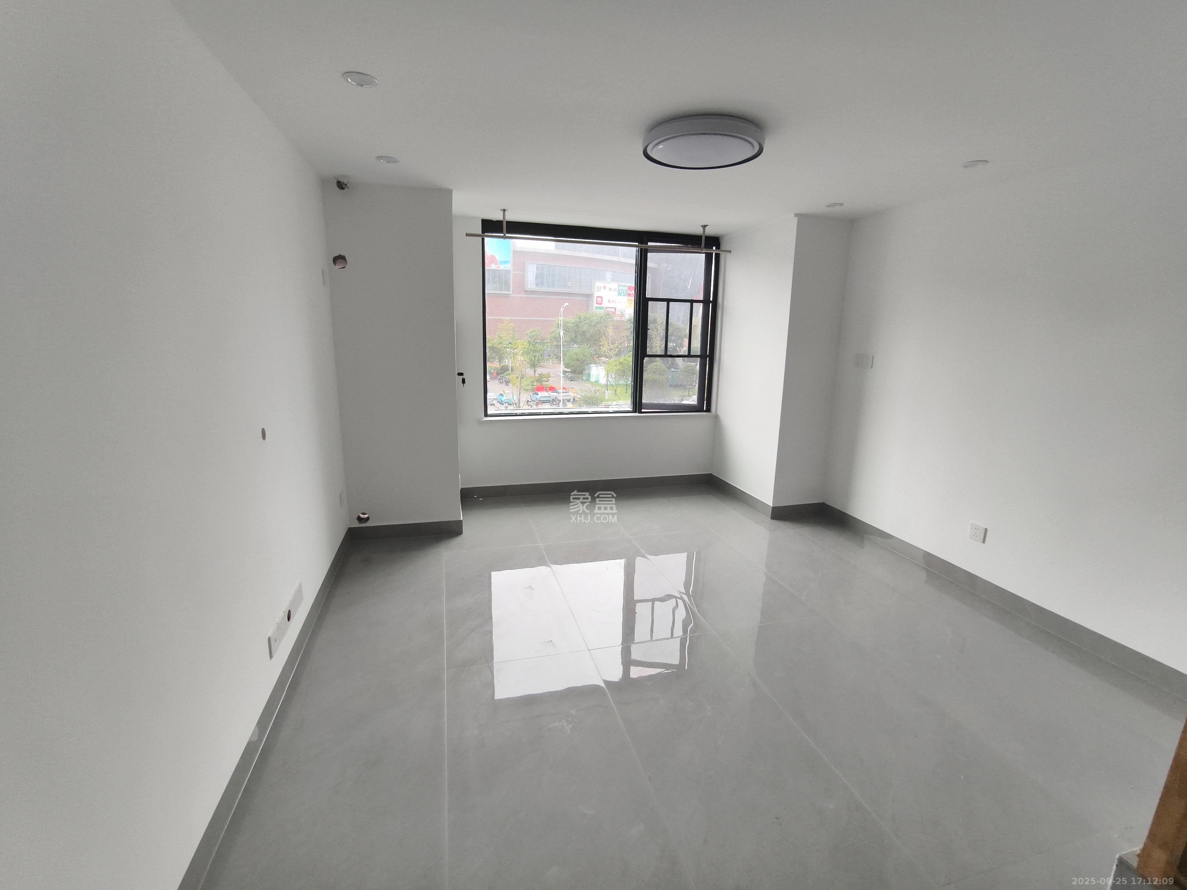 梅溪悦章 2室1厅1卫 2600.0元/月 梅溪悦章 2室1厅1卫 2600.0元/月室内图