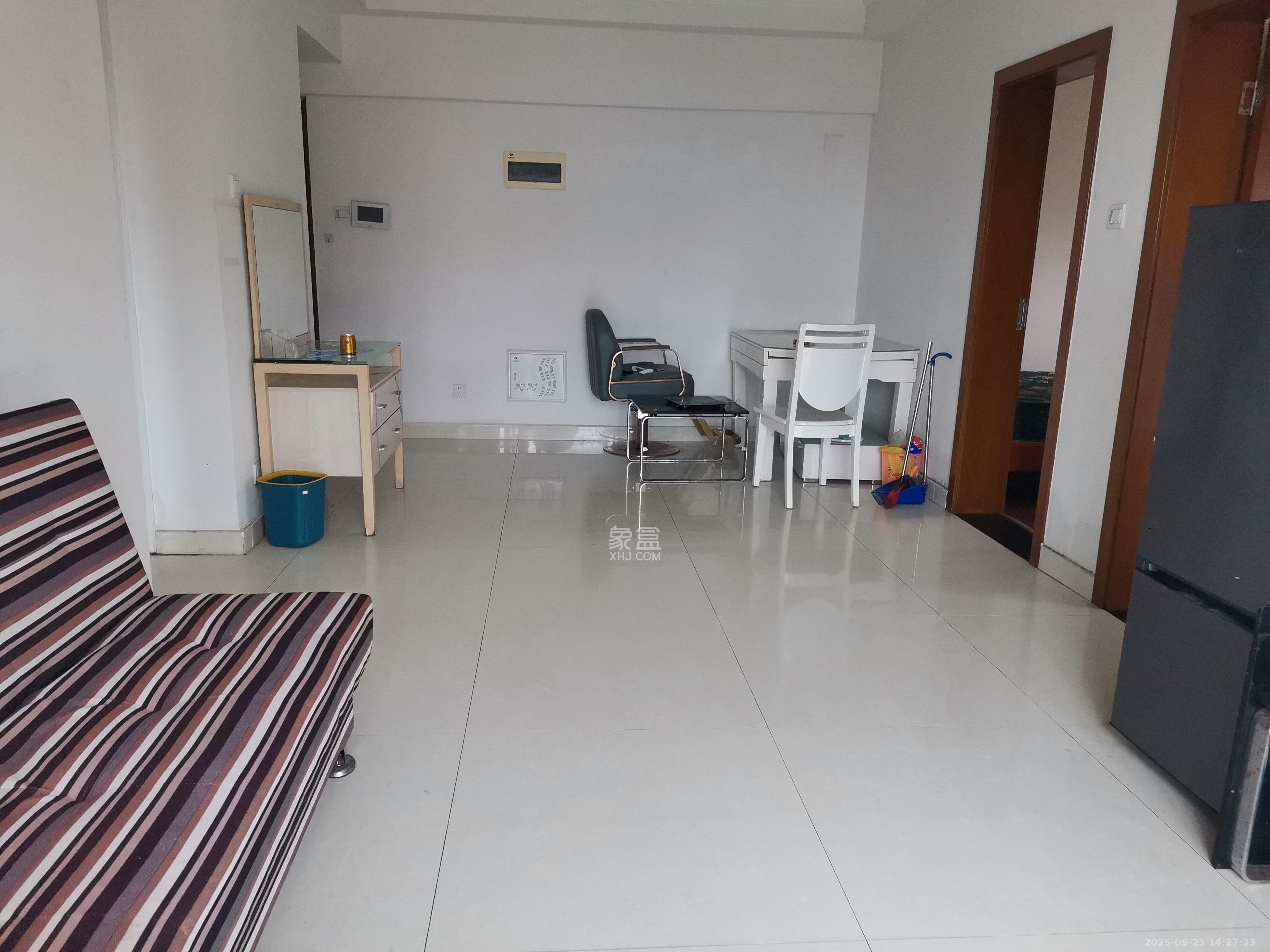 湘熙水郡(观澜海赋家园) 2室1厅1卫 2000.0元/月 湘熙水郡(观澜海赋家园) 2室1厅1卫 2000.0元/月室内图