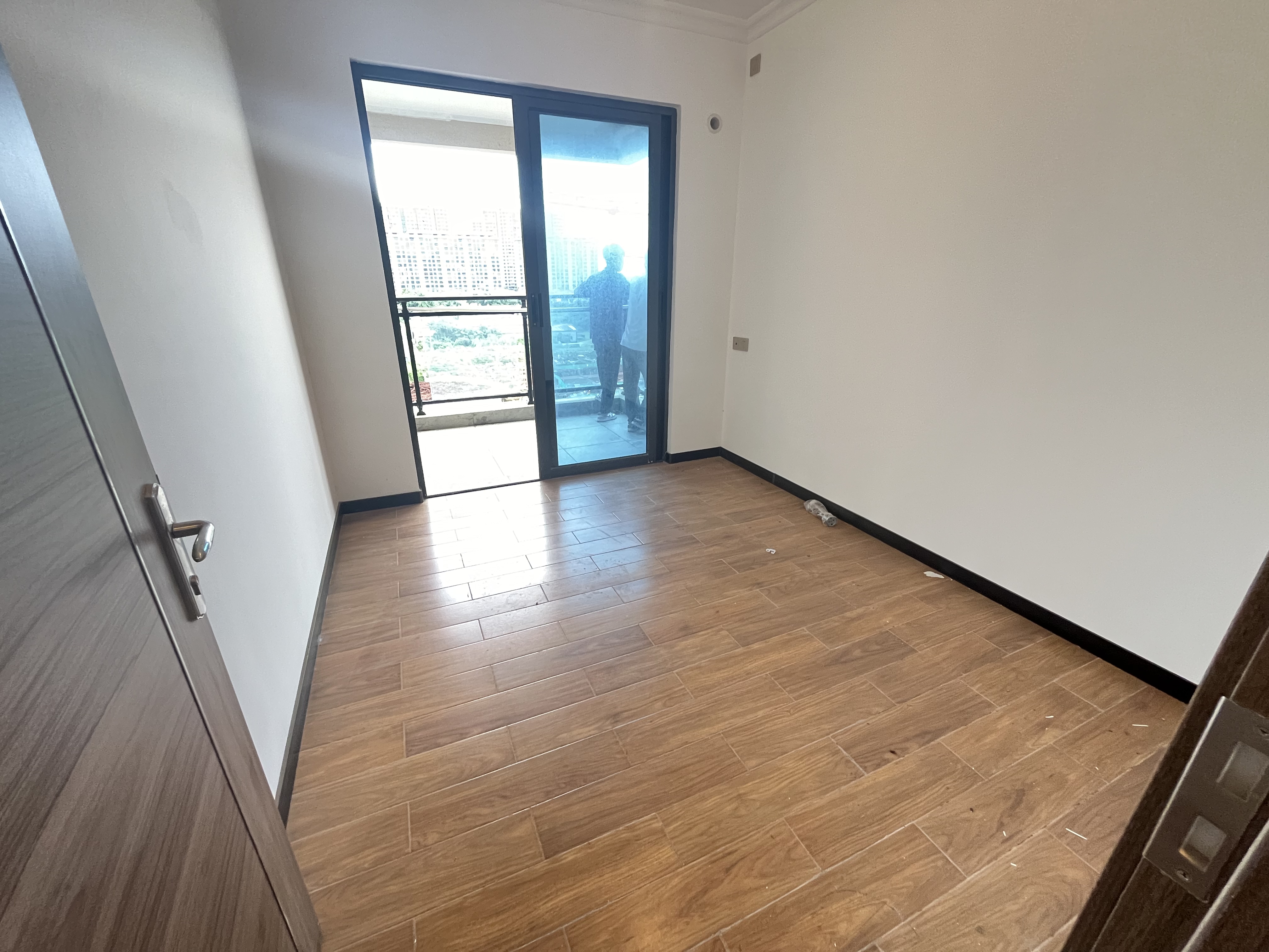 碧桂园公园上城 3室2厅2卫 2500.0元/月 碧桂园公园上城 3室2厅2卫 2500.0元/月室内图