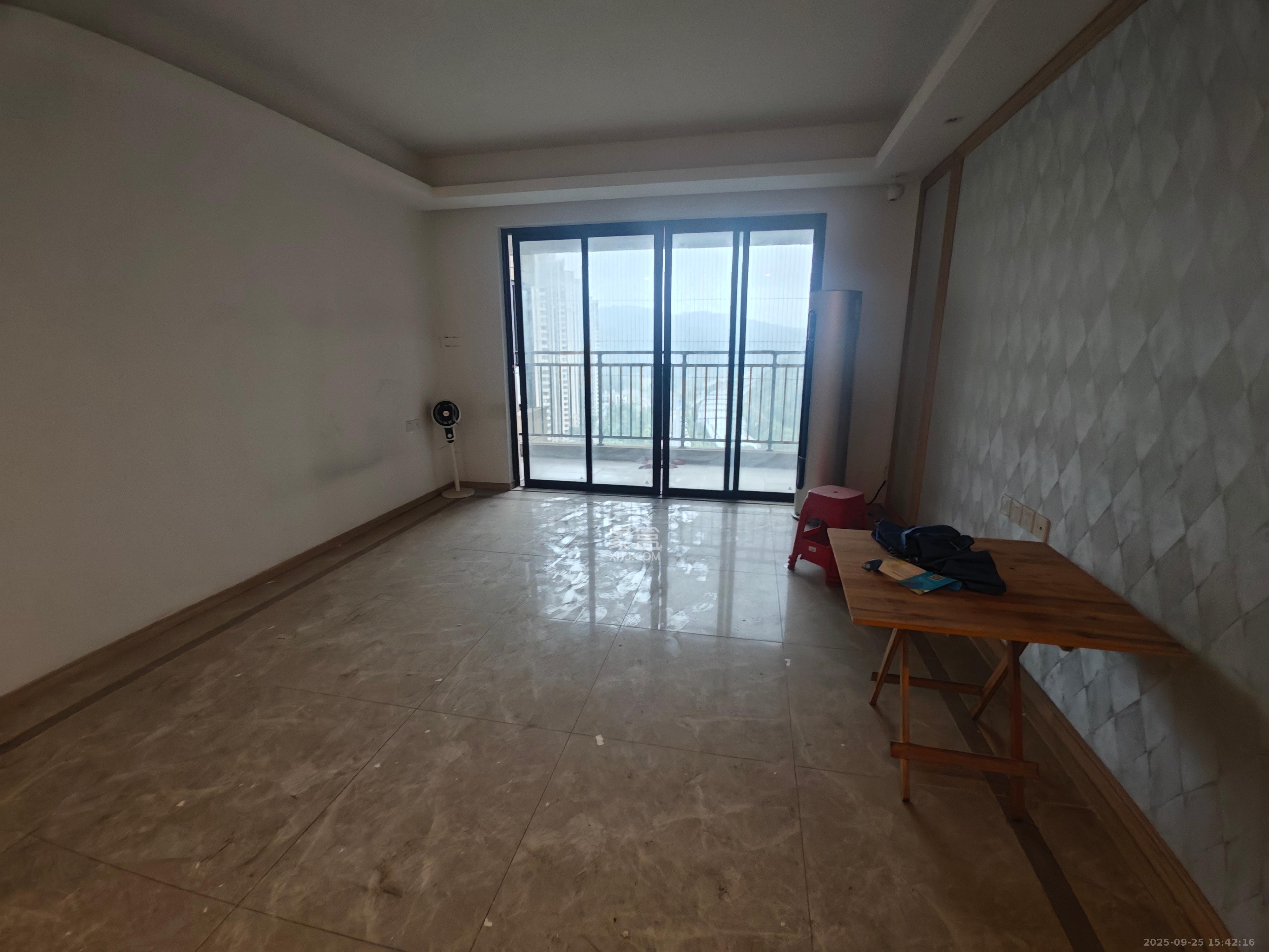 梅溪湖玺悦(新城金茂梦想玺悦) 4室2厅2卫 3200.0元/月 梅溪湖玺悦(新城金茂梦想玺悦) 4室2厅2卫 3200.0元/月室内图