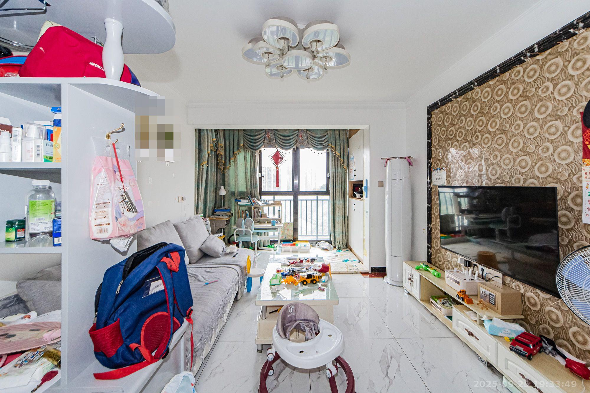 幸福考拉789 3室2厅2卫 2400.0元/月 幸福考拉789 3室2厅2卫 2400.0元/月室内图