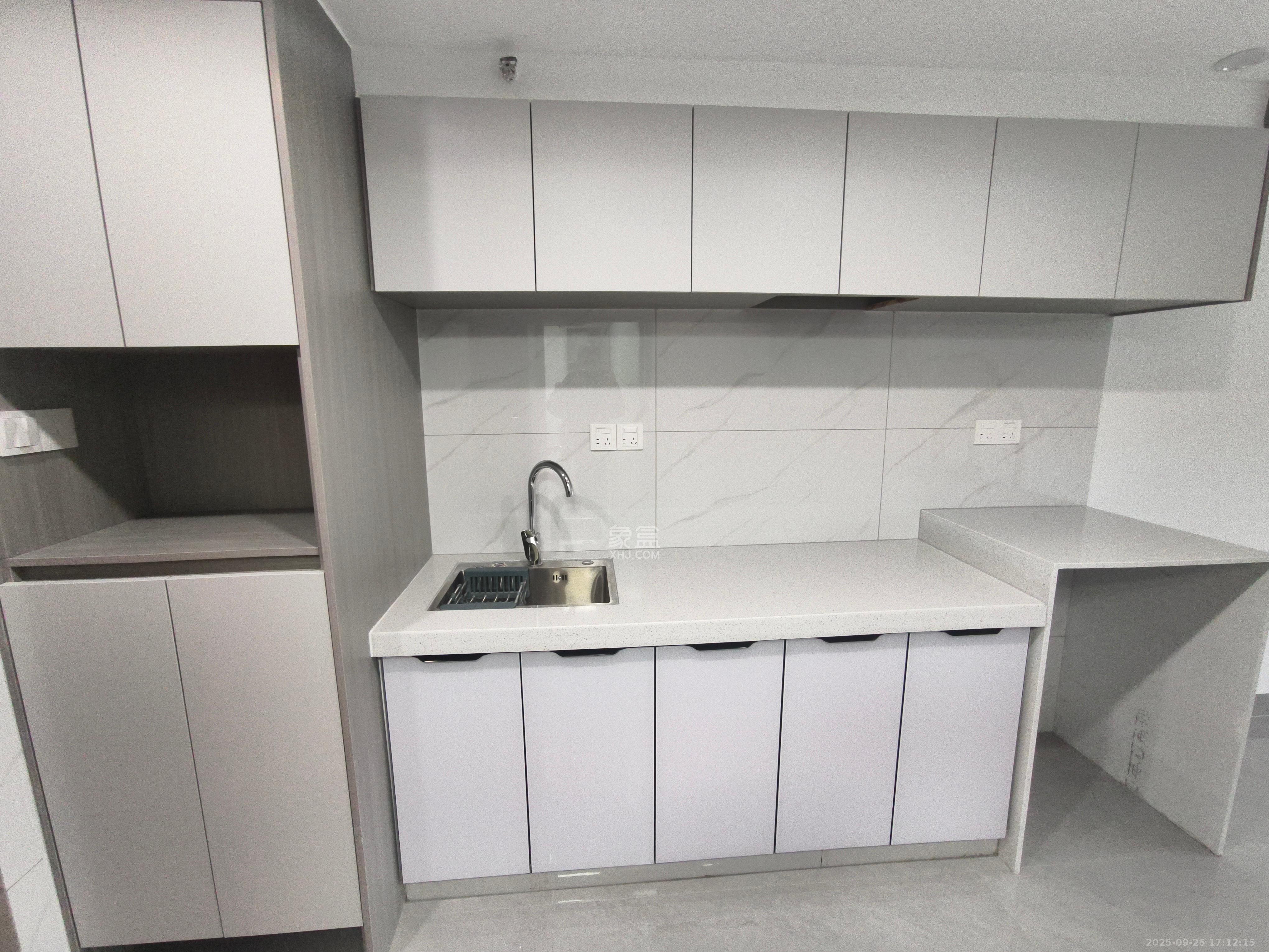 梅溪悦章  2室1厅1卫    2600.0元/月室内图