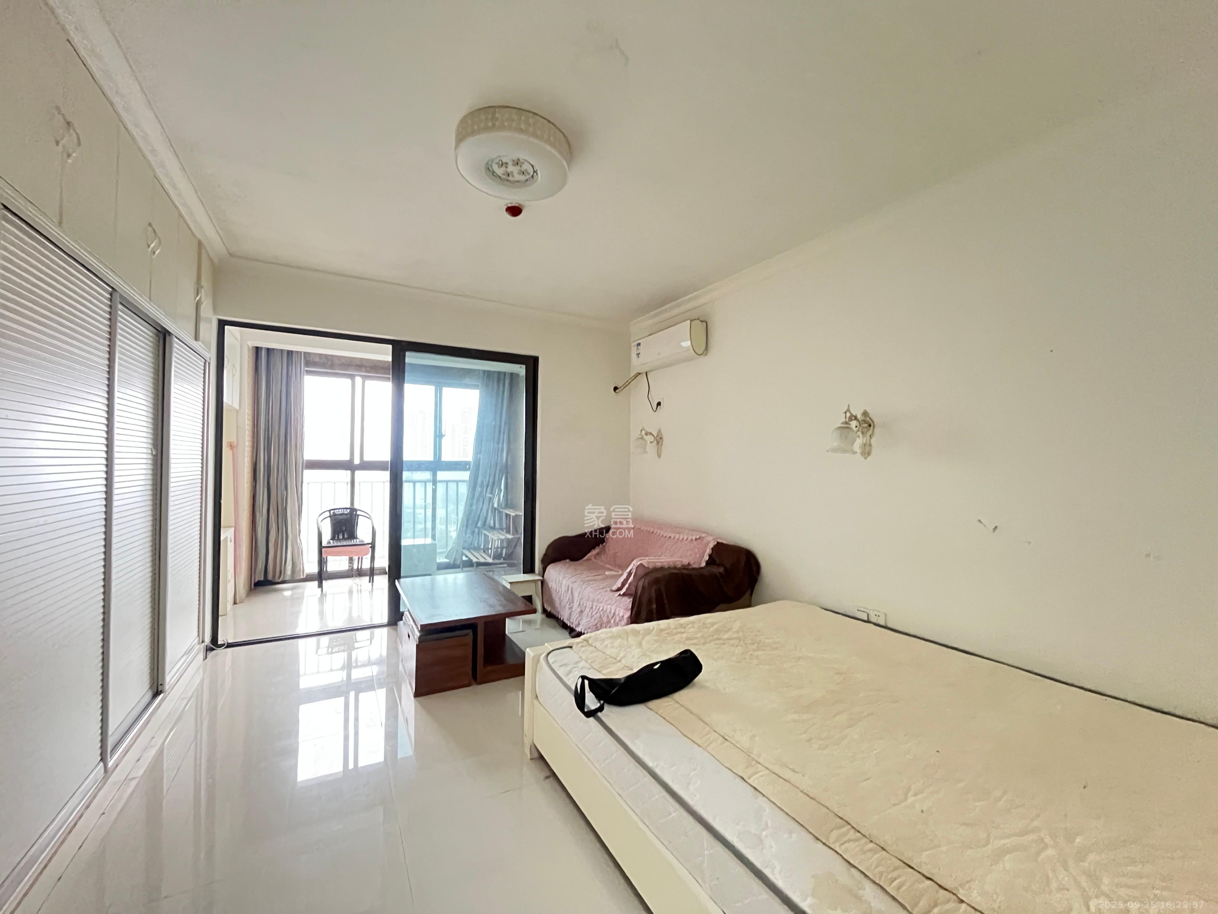 中一九骏(枫桥苑) 1室1厅1卫 1800.0元/月 中一九骏(枫桥苑) 1室1厅1卫 1800.0元/月室内图