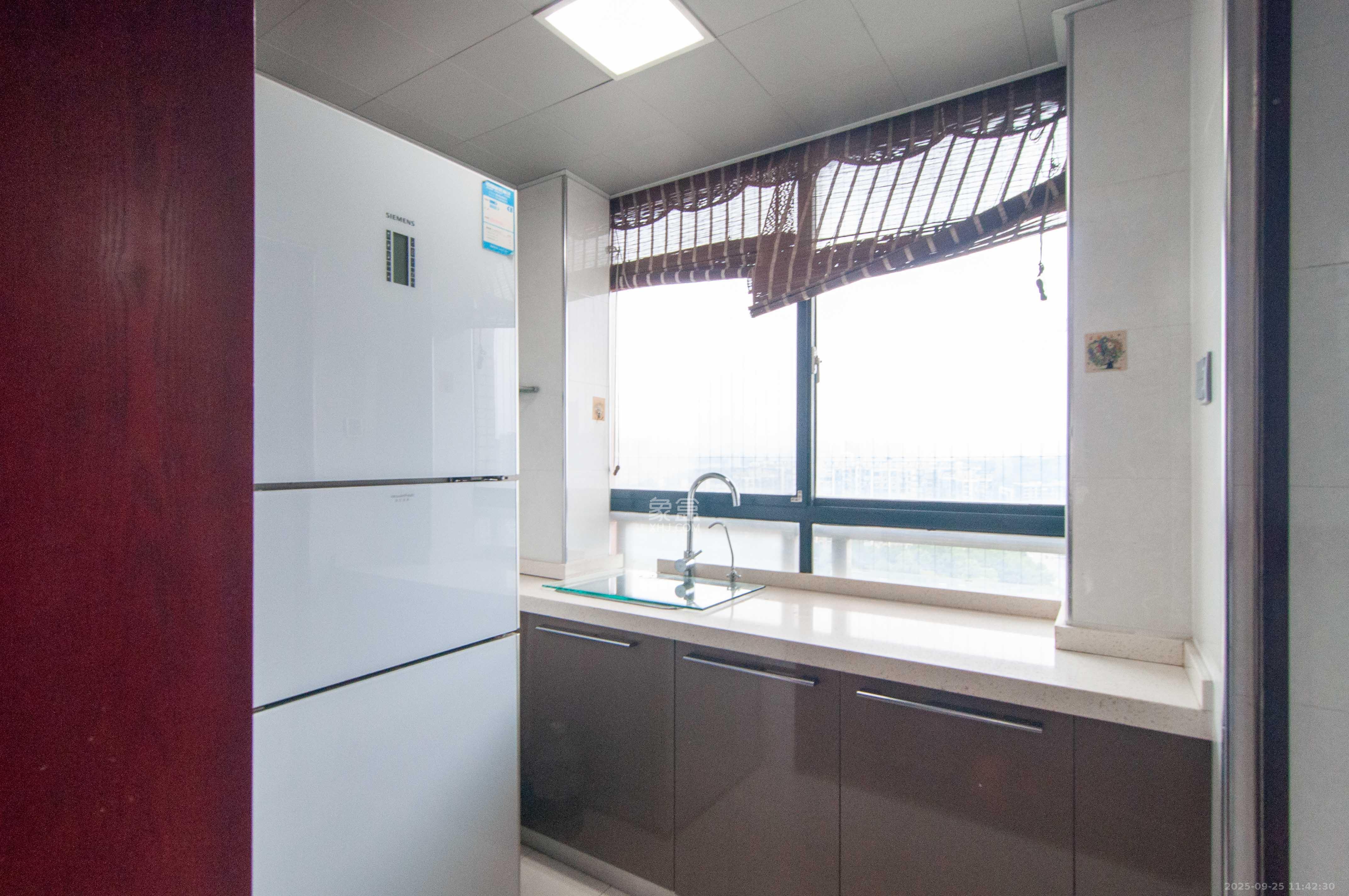 高鑫麓城 3室2厅2卫 136.0万 高鑫麓城 3室2厅2卫 136.0万其他