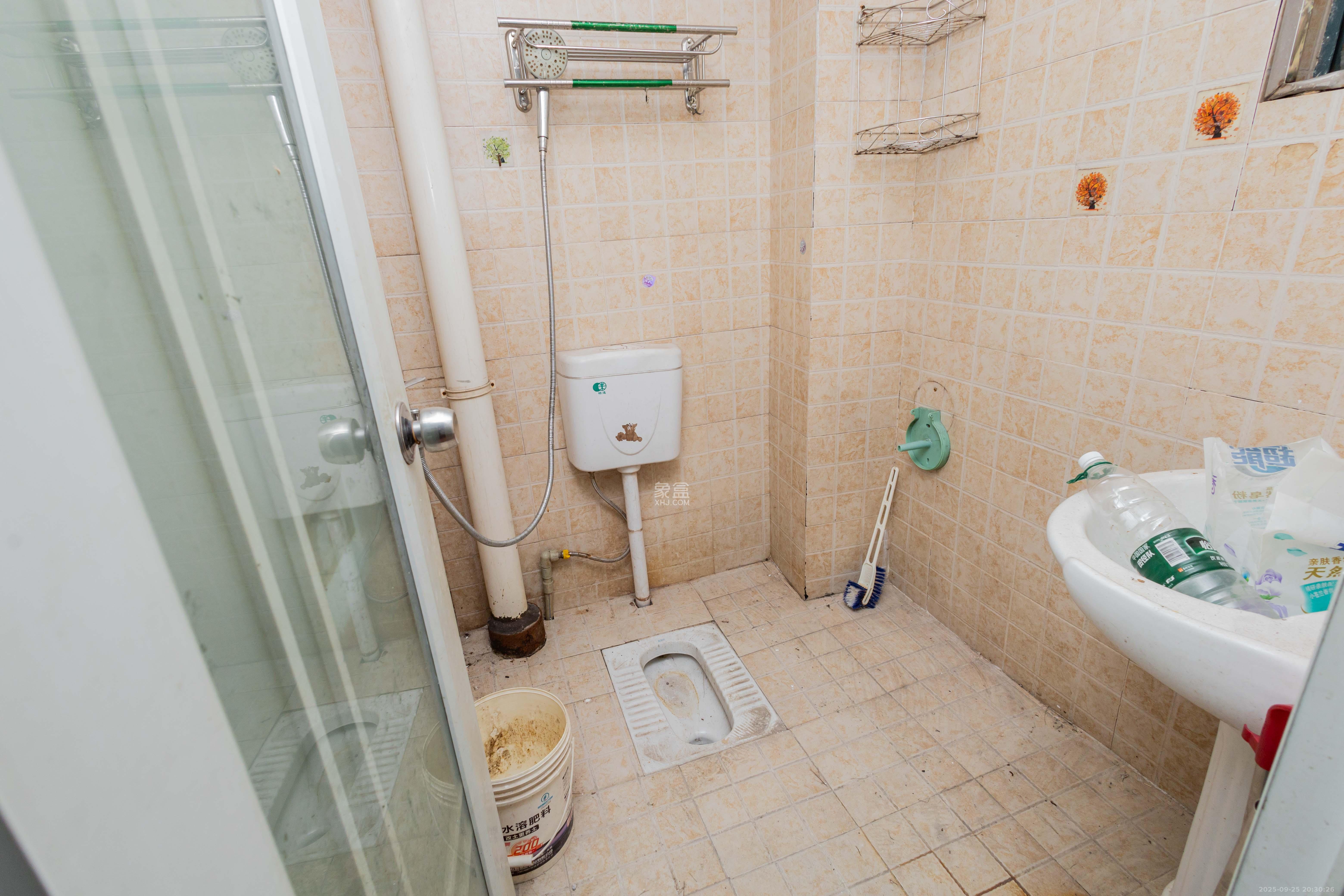 东业早安星城 2室2厅1卫 31.8万 东业早安星城 2室2厅1卫 31.8万卫生间