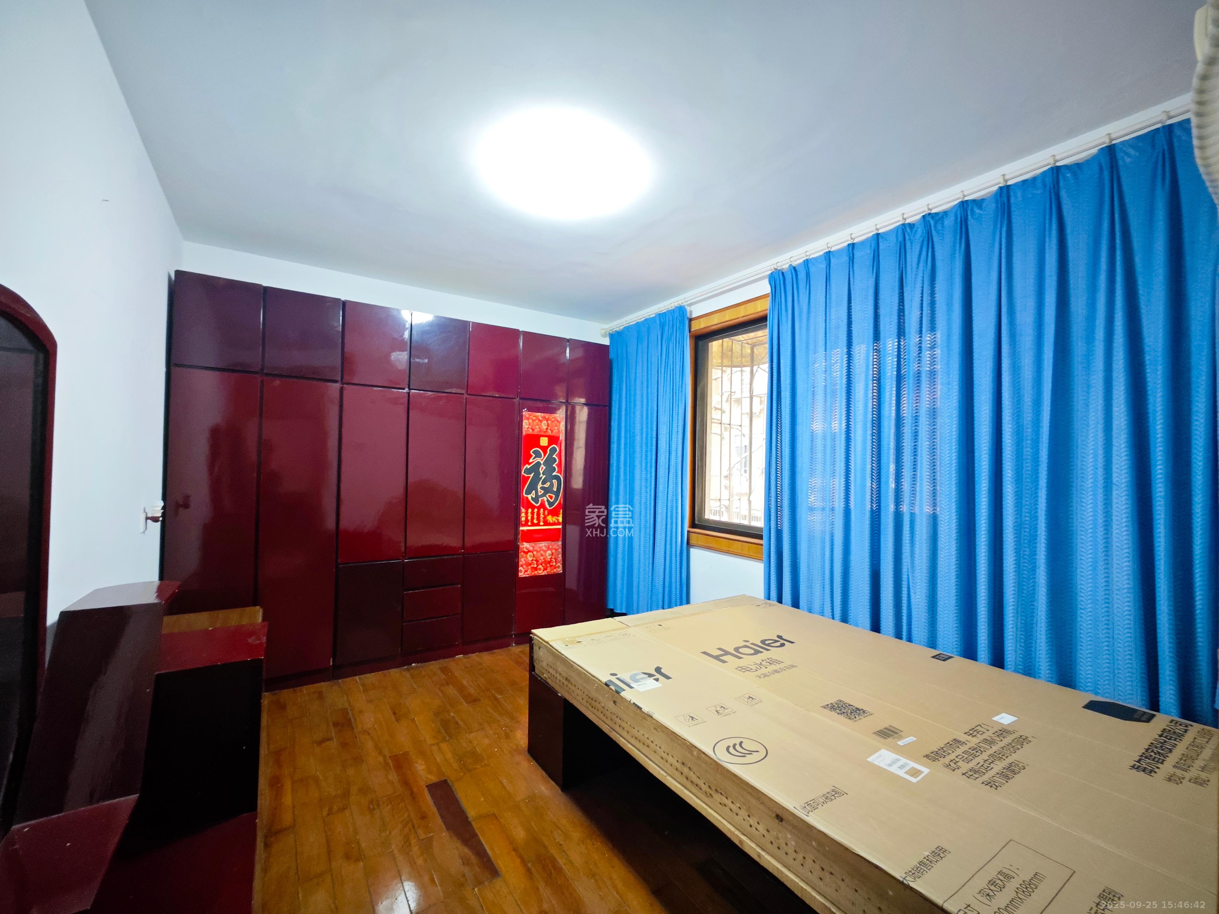 便河边社区  2室2厅1卫    2000.0元/月室内图