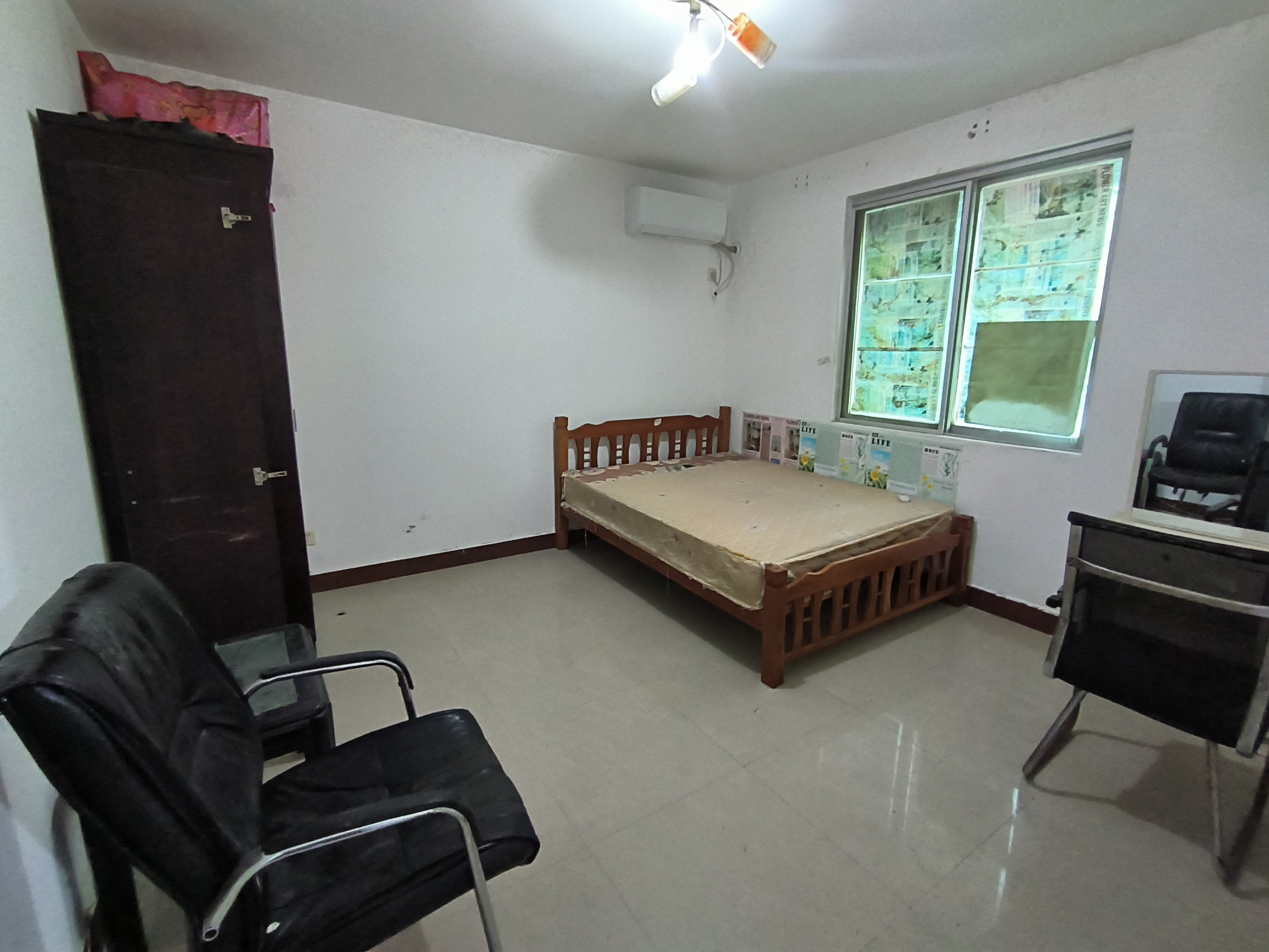 金钟大厦 1室1厅1卫 1400.0元/月 金钟大厦 1室1厅1卫 1400.0元/月室内图