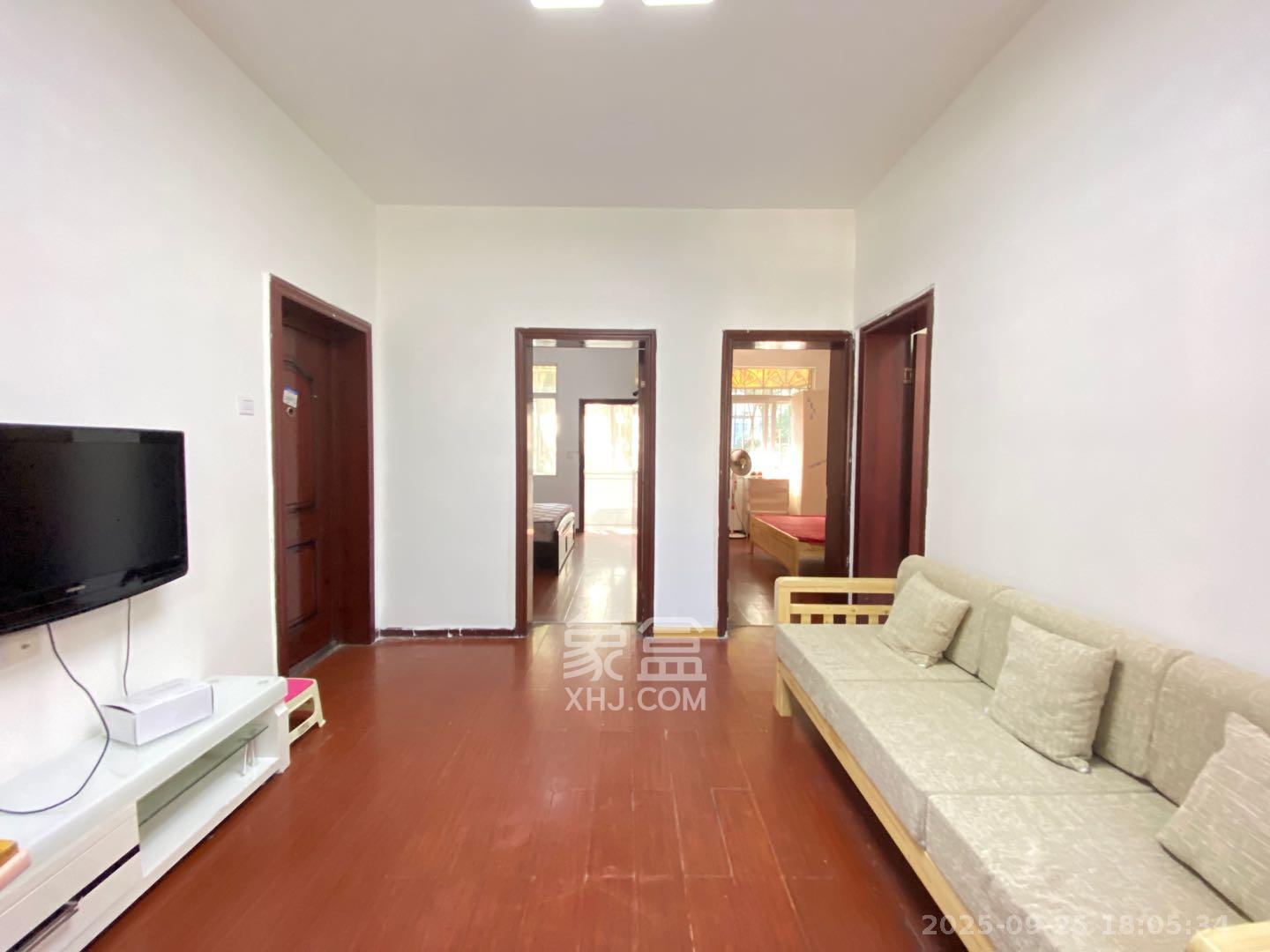 长沙理工大学教职工宿舍金盆岭住宅区(芙蓉路) 2室1厅1卫 1700.0元/月 长沙理工大学教职工宿舍金盆岭住宅区(芙蓉路) 2室1厅1卫 1700.0元/月室内图