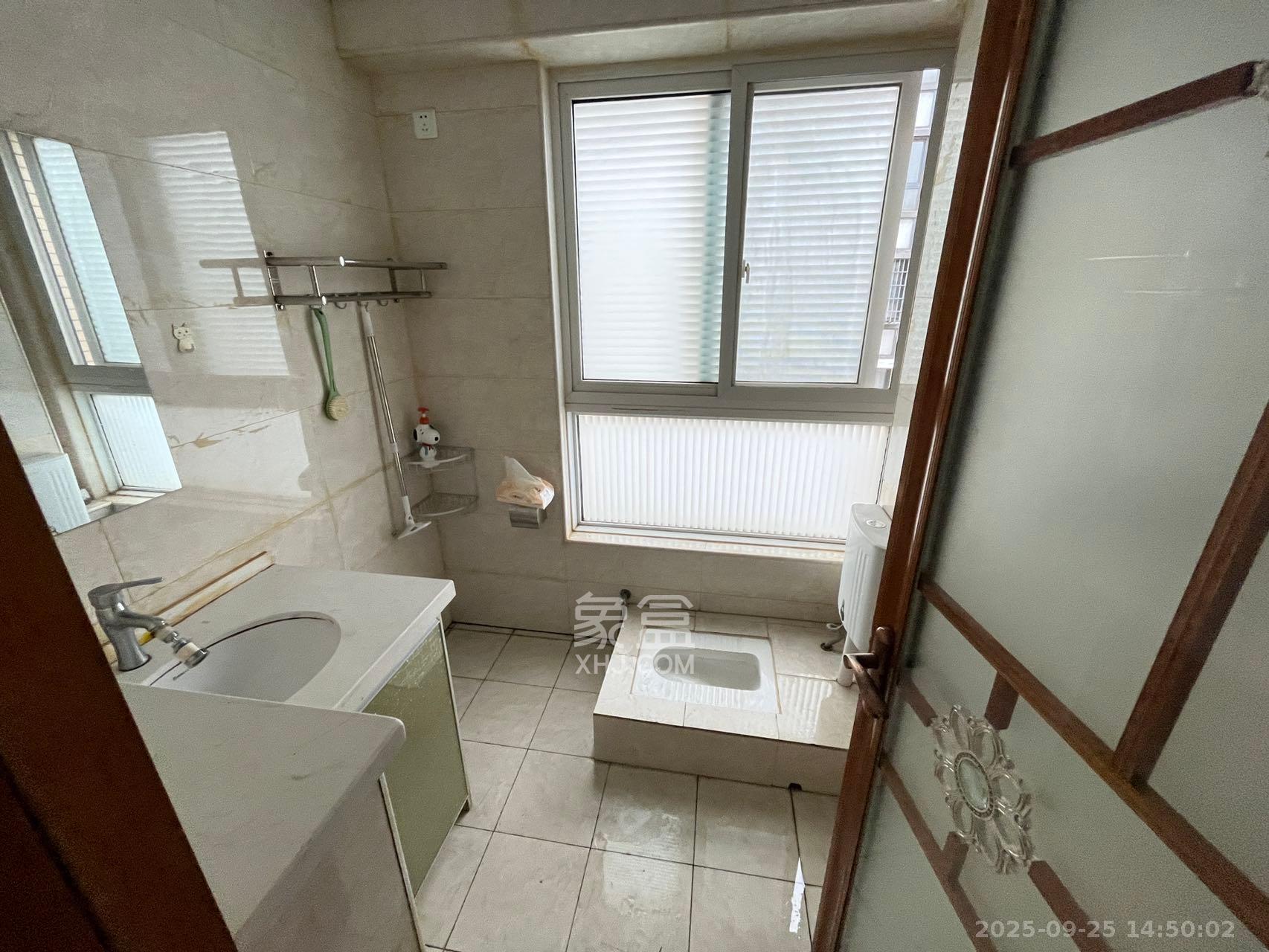 五矿紫湖香醍  1室1厅1卫    900.0元/月室内图