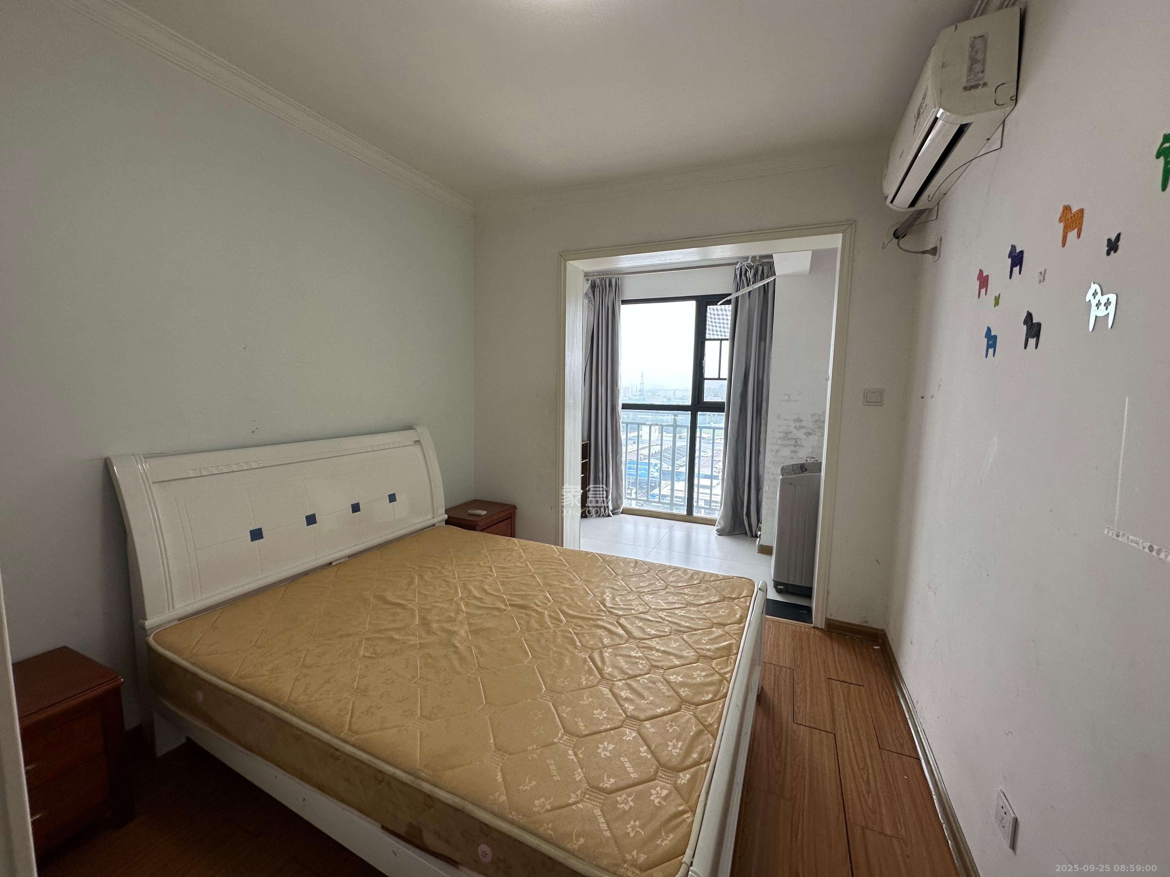 长永佳苑  1室1厅1卫    1400.0元/月室内图