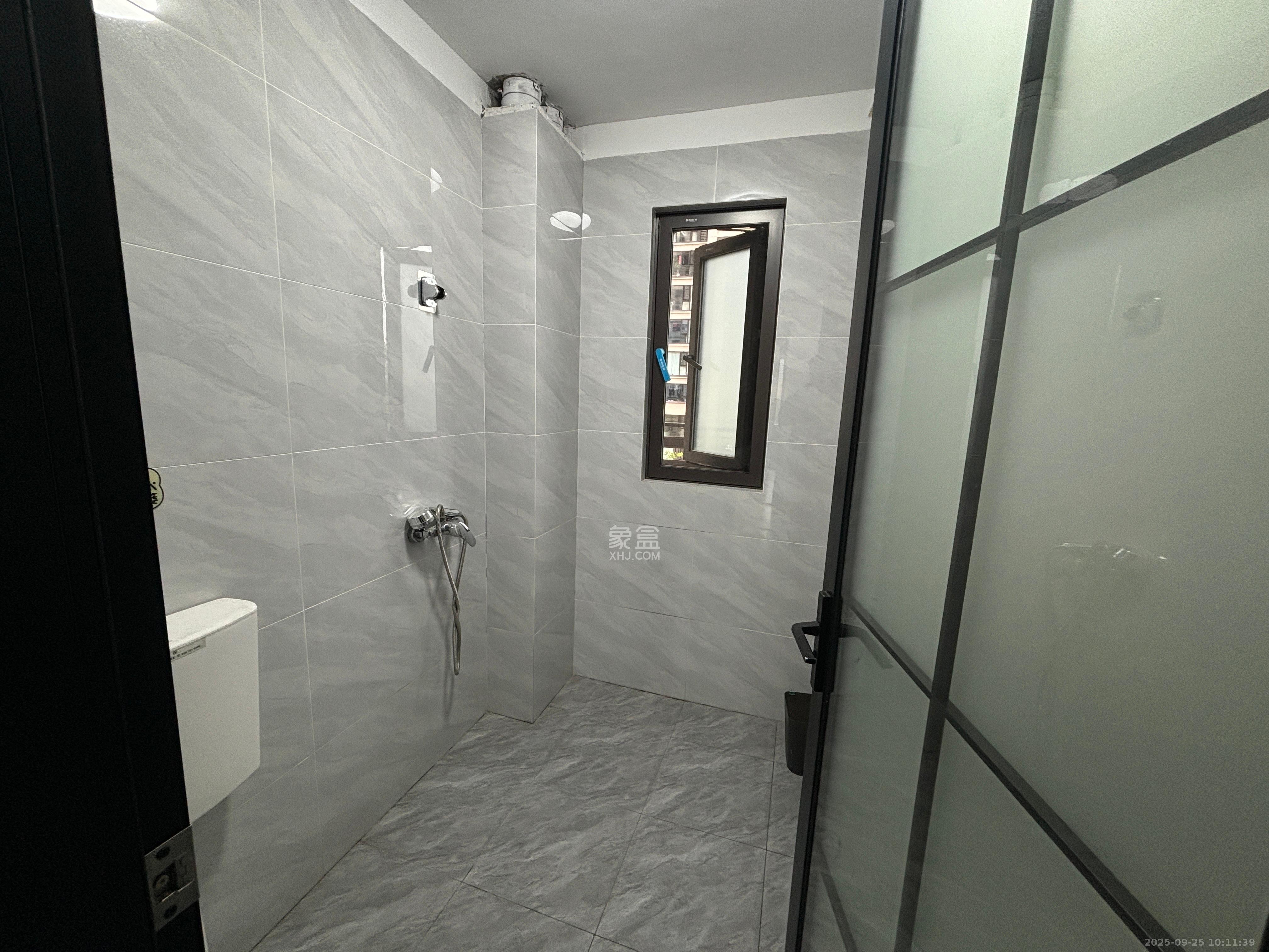 花桥禧新城 4室2厅2卫 3500.0元/月 花桥禧新城 4室2厅2卫 3500.0元/月室内图