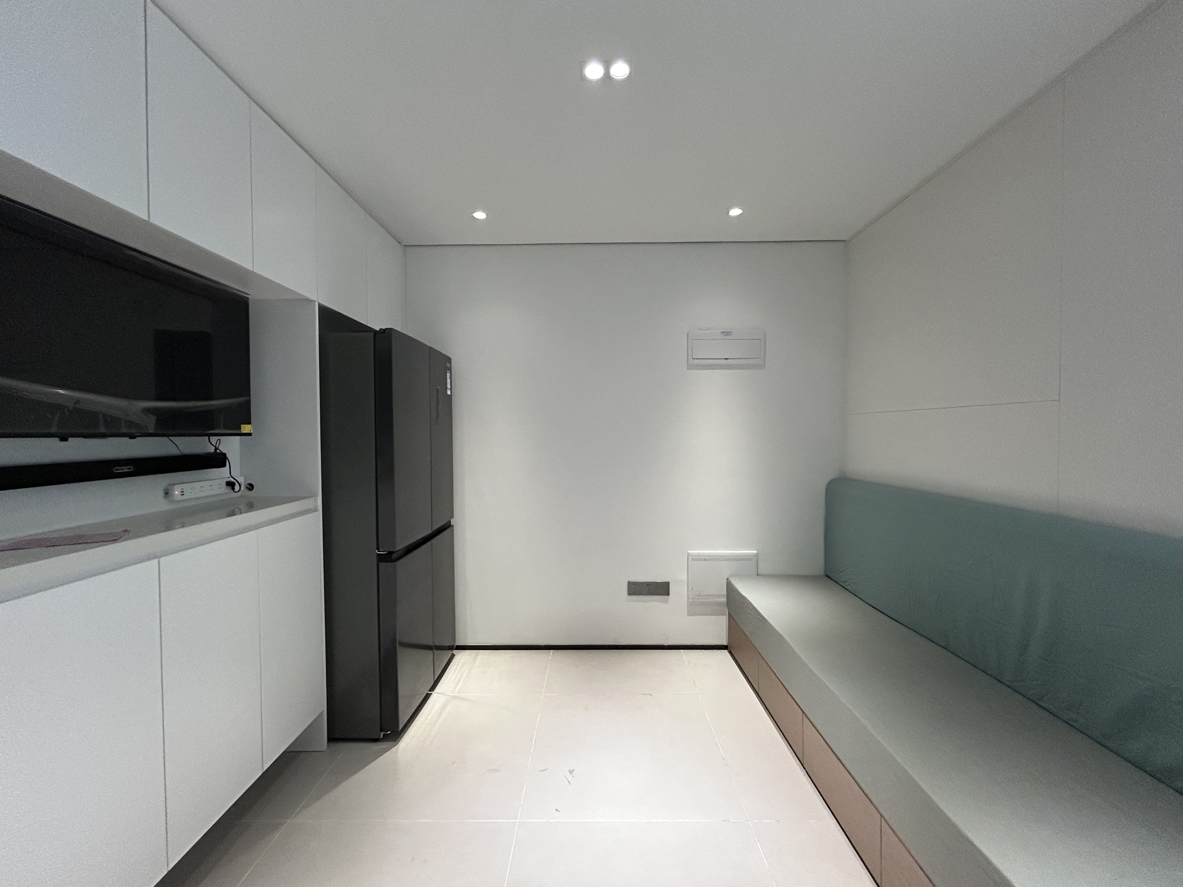 海航豪庭南苑  1室1厅2卫    3600.0元/月 海航豪庭南苑  1室1厅2卫    3600.0元/月