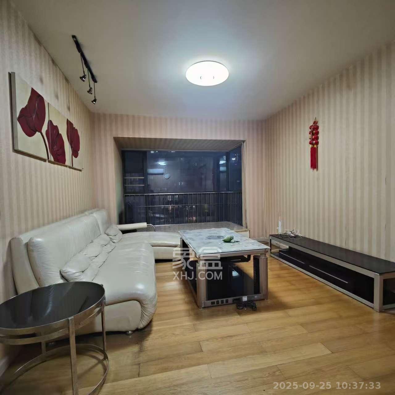 盛世美居荷园 3室2厅2卫 3100.0元/月 盛世美居荷园 3室2厅2卫 3100.0元/月室内图