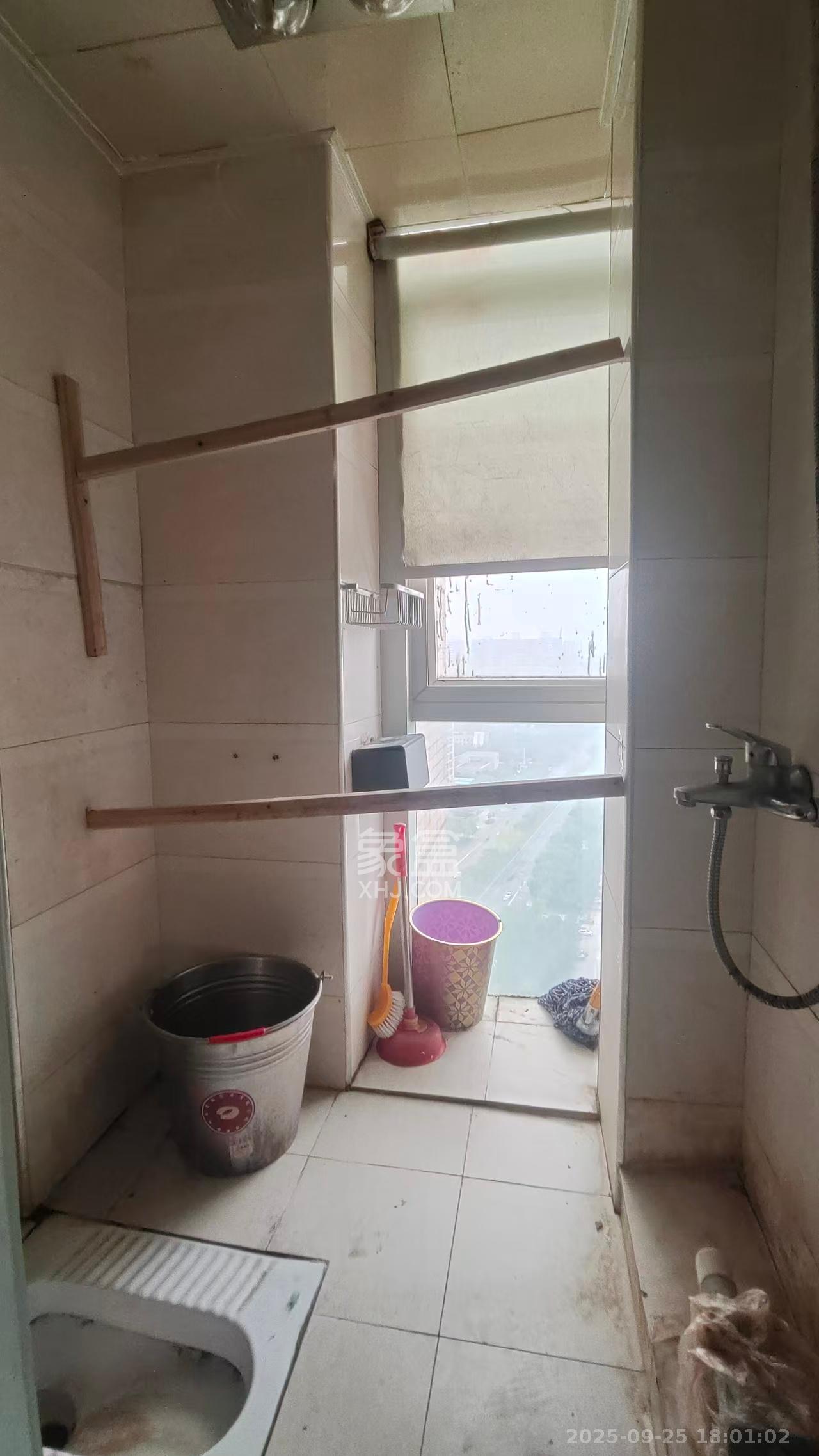 香槟小镇(香槟花苑) 1室0厅0卫 1000.00元/月 香槟小镇(香槟花苑) 1室0厅0卫 1000.00元/月室内图