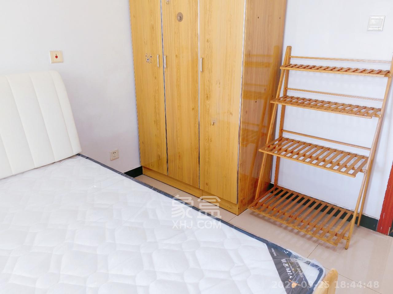 运通尊苑 1室2厅1卫 2300.0元/月 运通尊苑 1室2厅1卫 2300.0元/月室内图