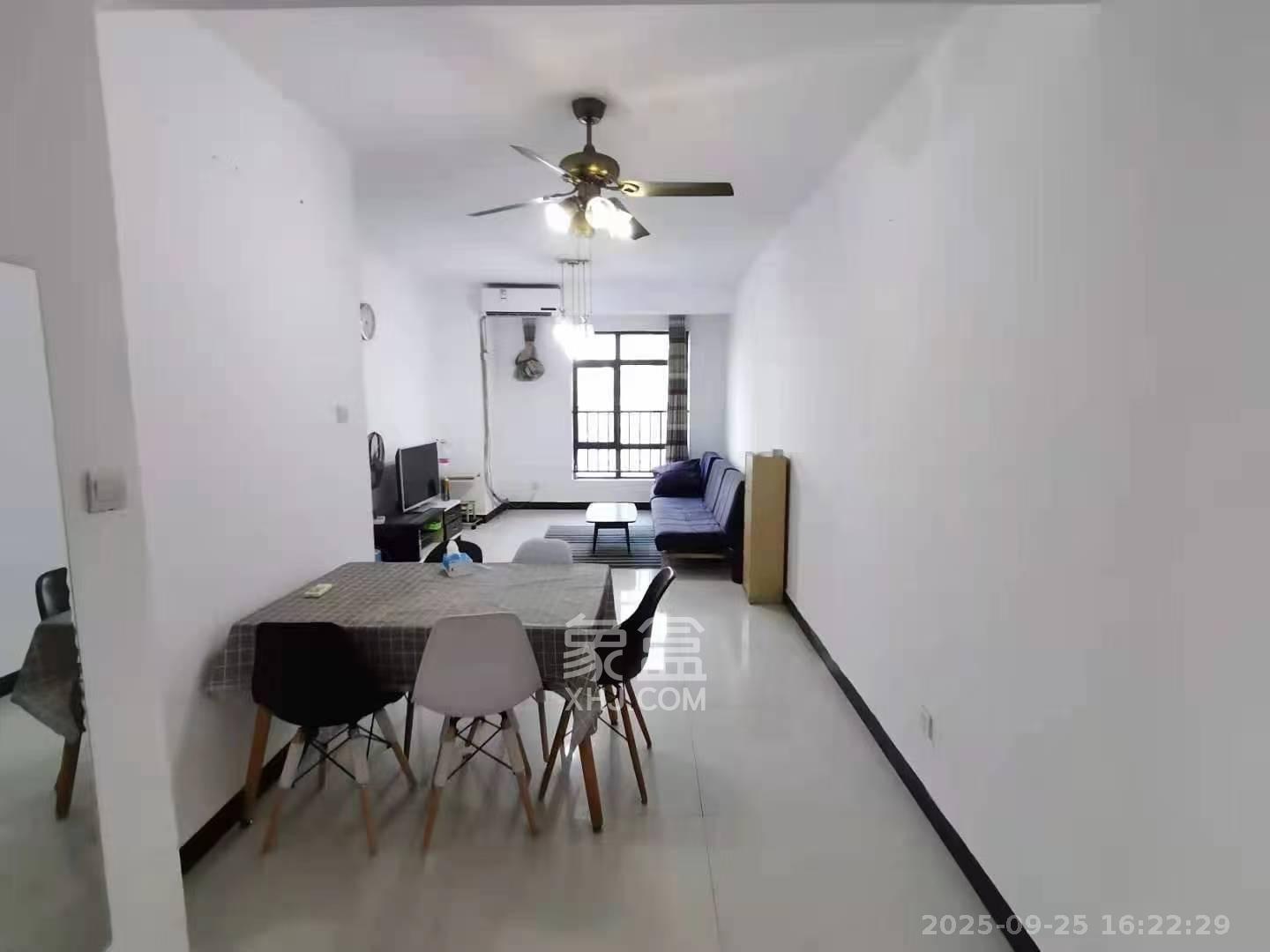 湘域城邦(湘域国际中心) 2室2厅1卫 2900.0元/月 湘域城邦(湘域国际中心) 2室2厅1卫 2900.0元/月室内图