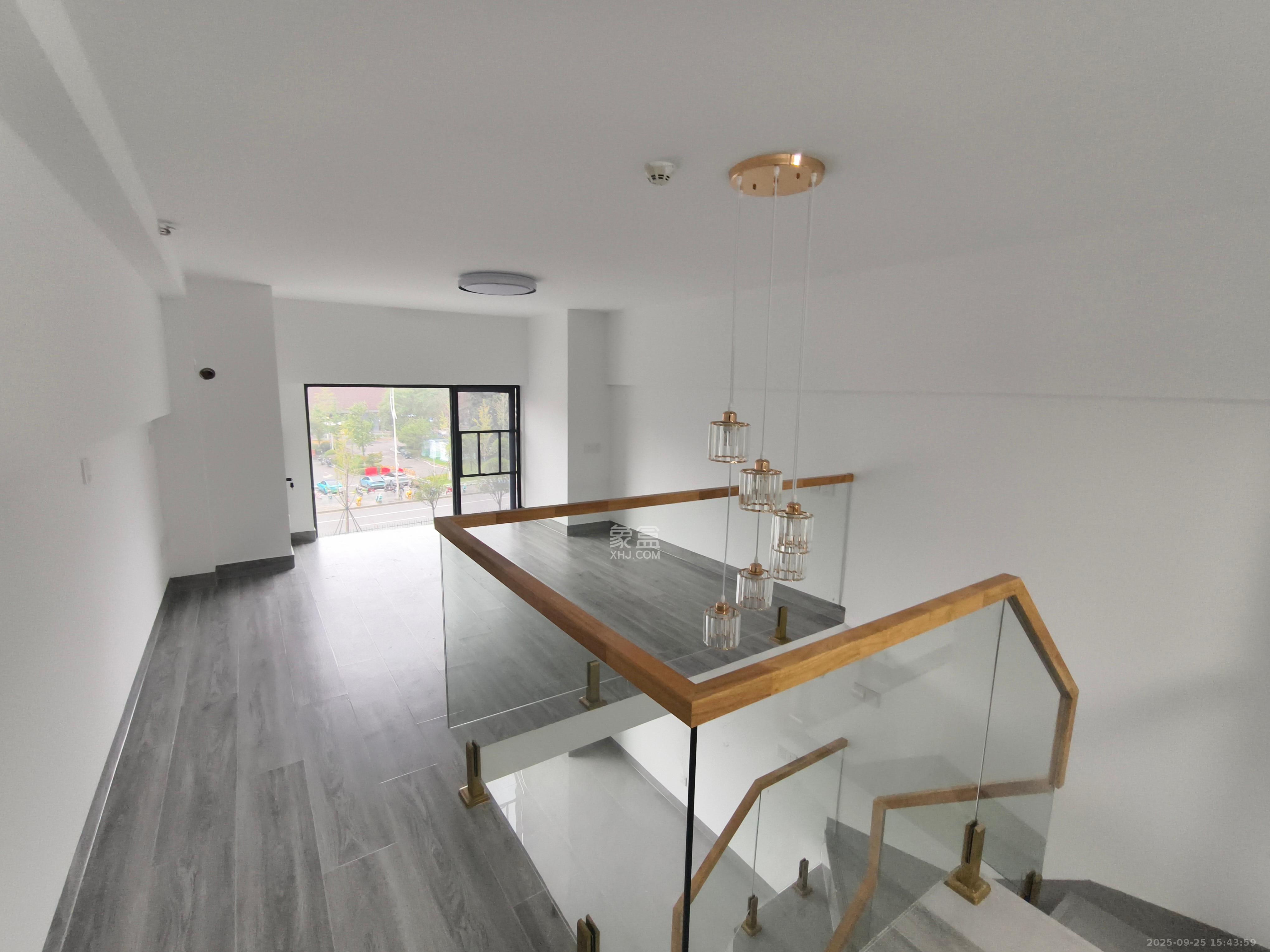 梅溪悦章 2室1厅1卫 2600.0元/月 梅溪悦章 2室1厅1卫 2600.0元/月室内图