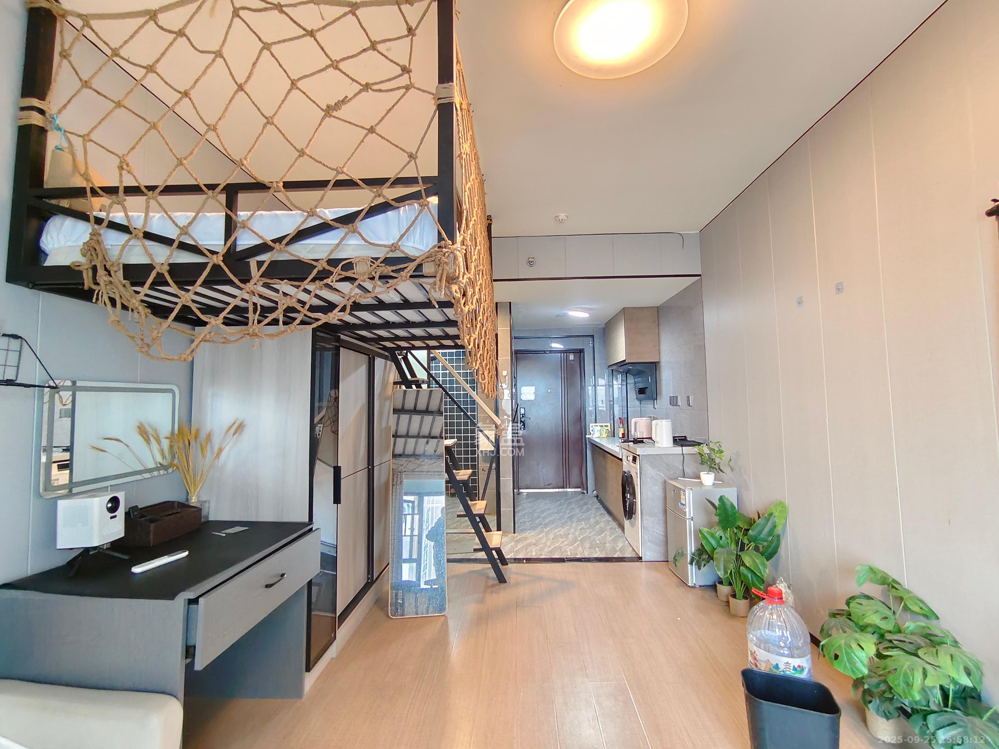 奥园城市天骄一期 1室1厅1卫 1600.0元/月 奥园城市天骄一期 1室1厅1卫 1600.0元/月室内图