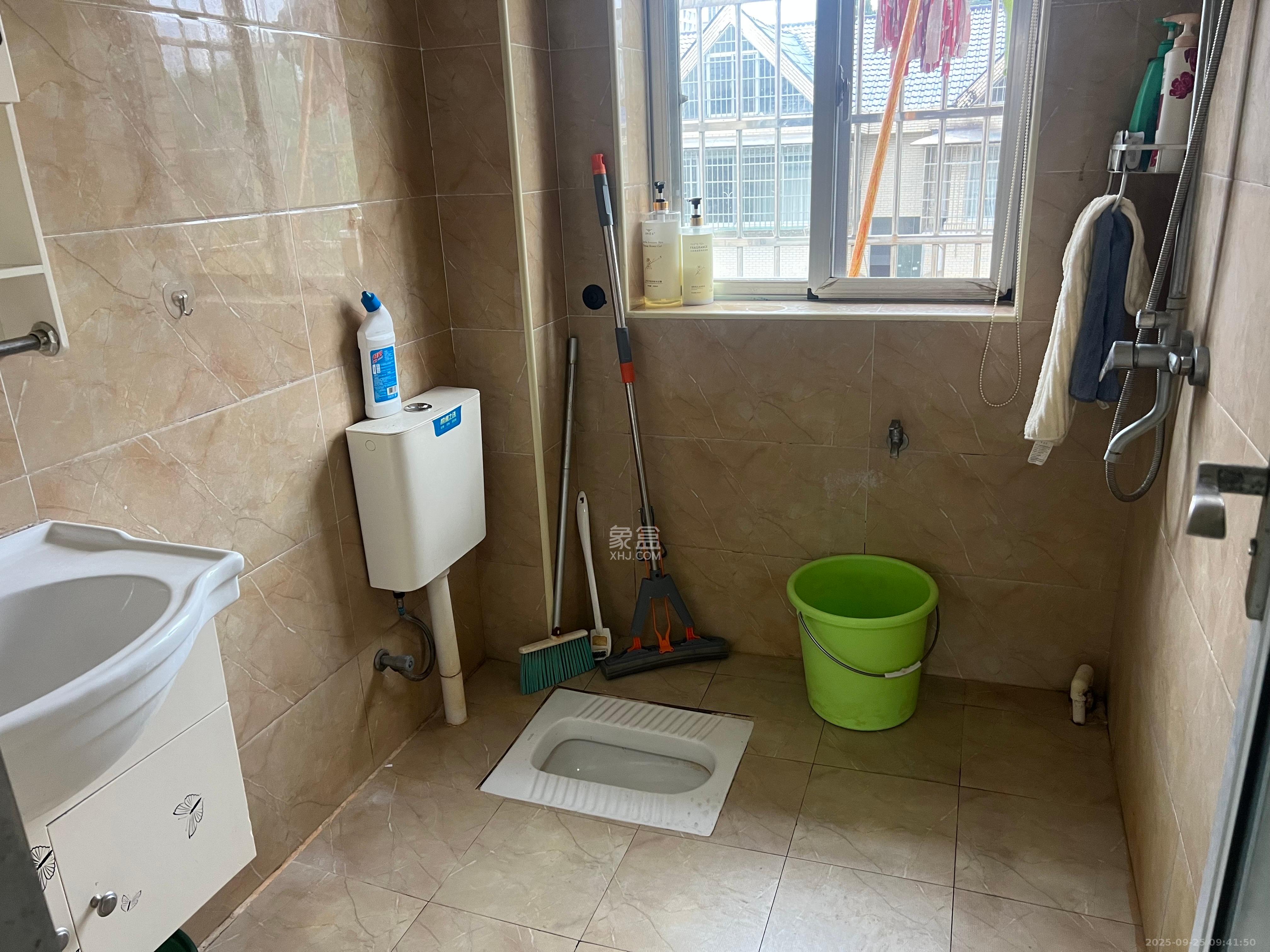 金谷小区  2室2厅1卫    1600.0元/月室内图