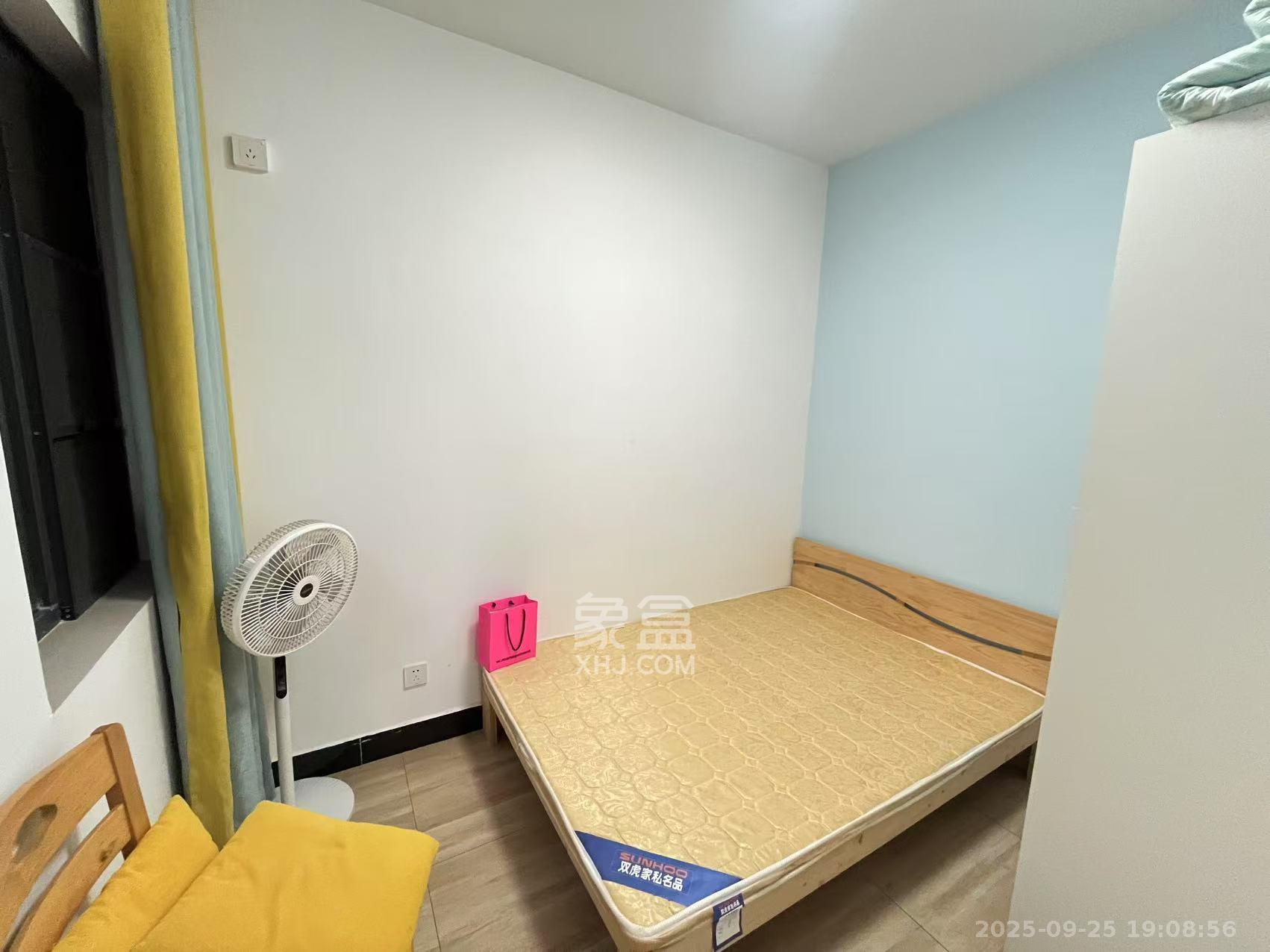 恒基凯旋门三期 2室2厅1卫 1700.0元/月 恒基凯旋门三期 2室2厅1卫 1700.0元/月室内图