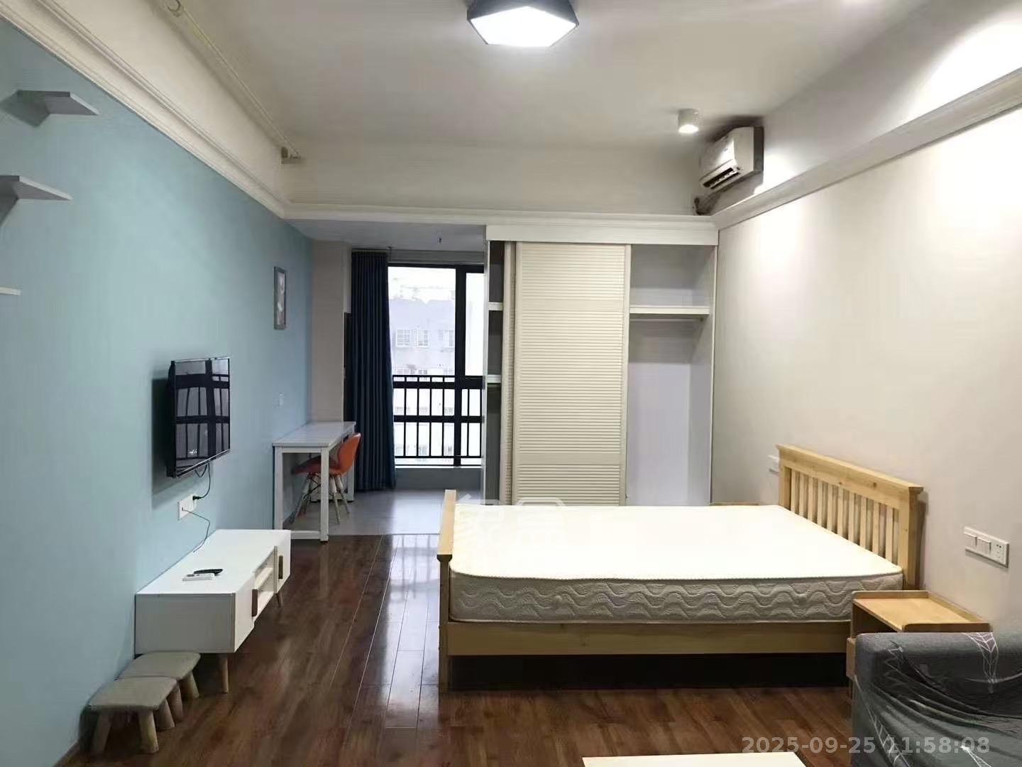 博雅例外  1室1厅1卫    1100.0元/月