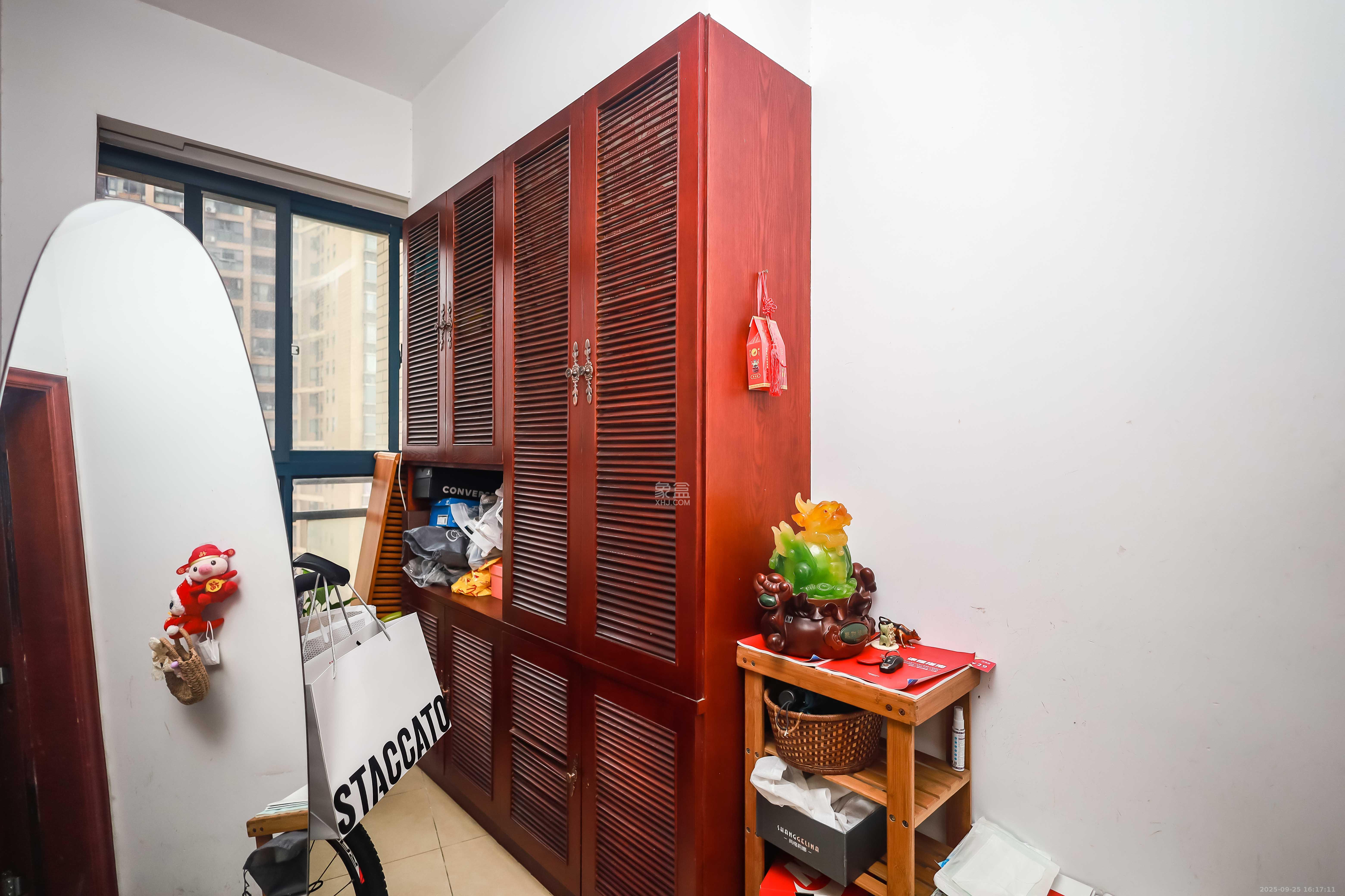 北京御园一二期（国泰嘉园）  4室2厅2卫    162.0万阳台