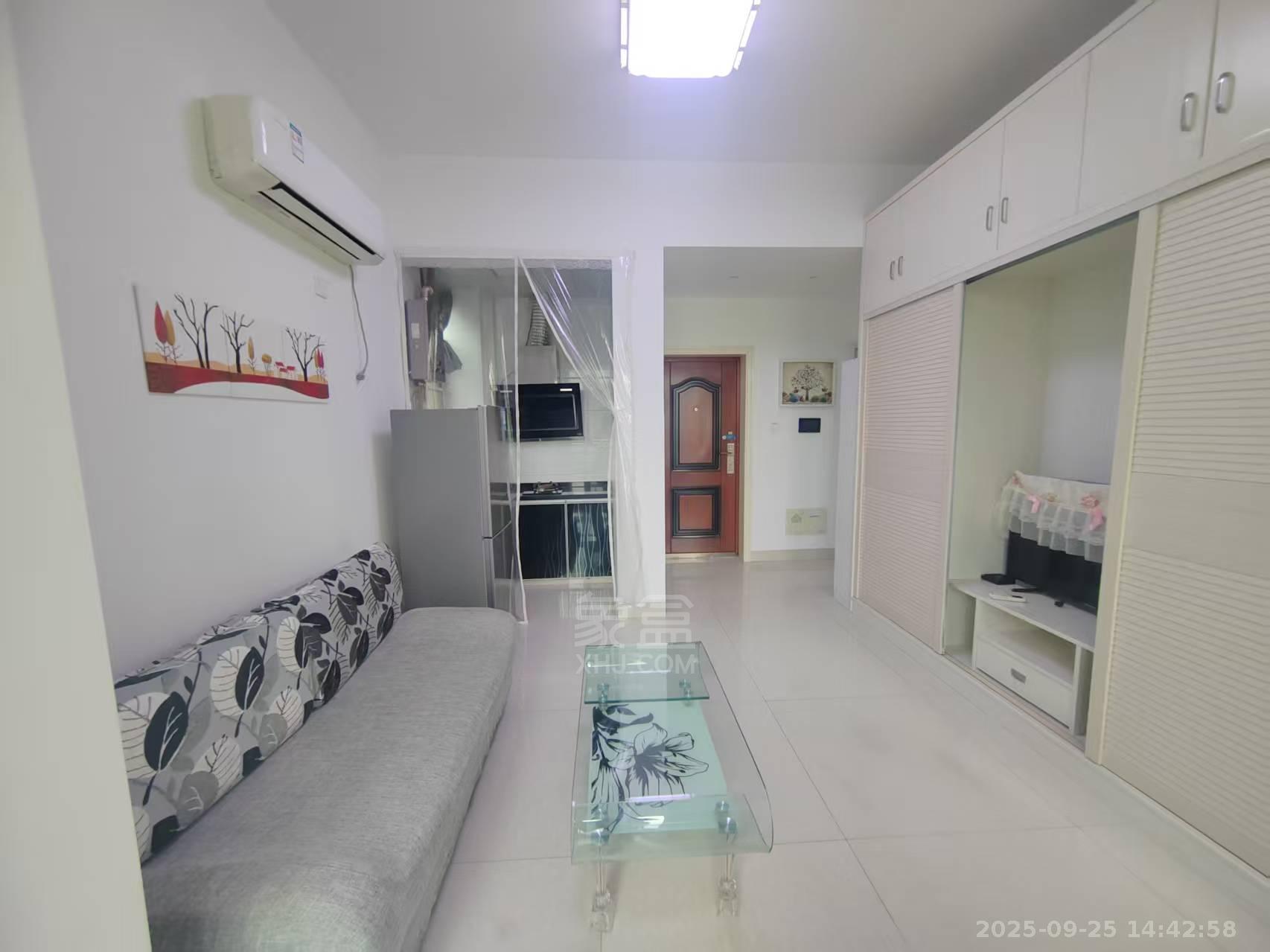 庐山一号 1室1厅1卫 1300.0元/月 庐山一号 1室1厅1卫 1300.0元/月室内图