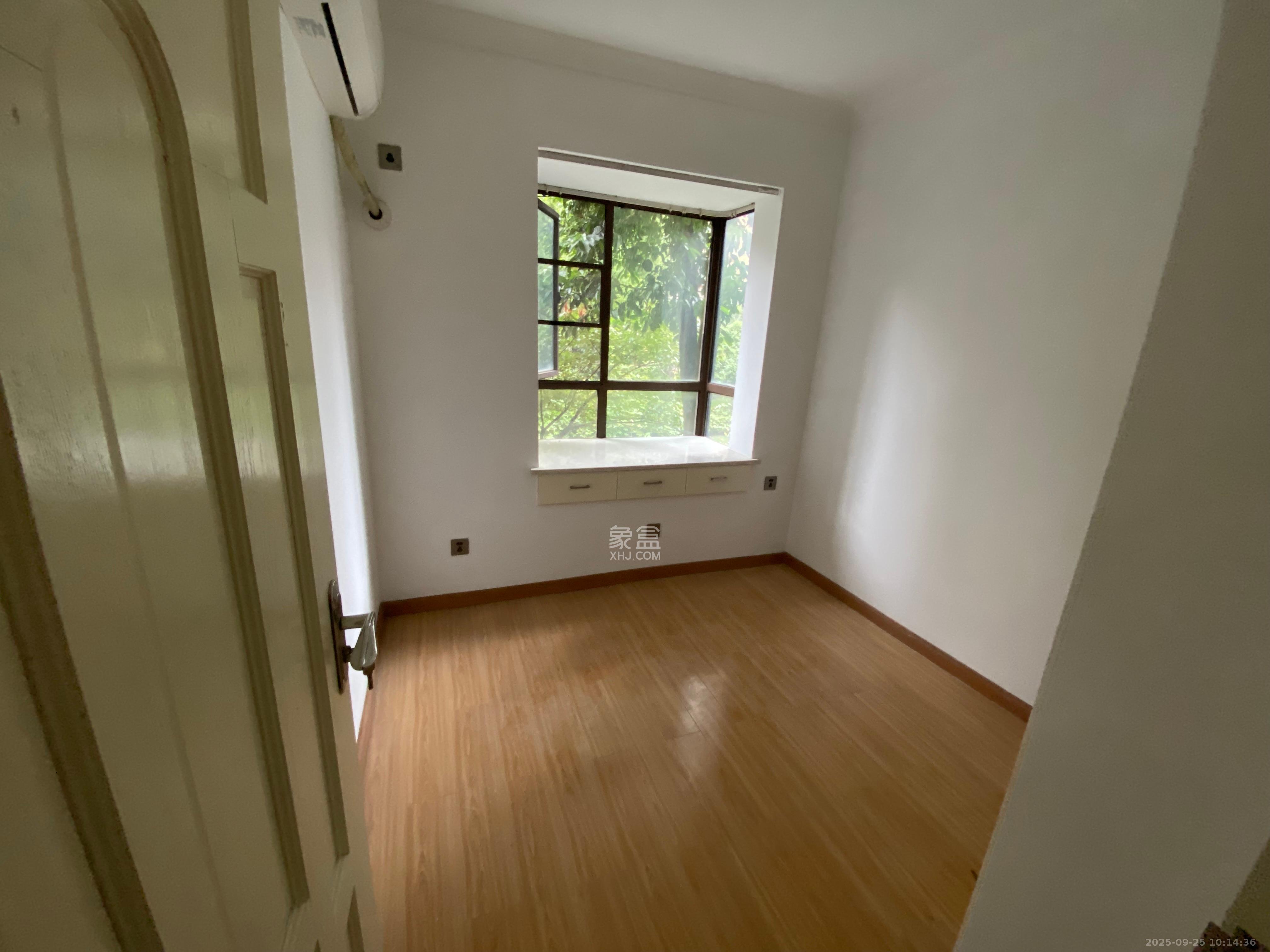 山语城二期 2室1厅1卫 1600.0元/月 山语城二期 2室1厅1卫 1600.0元/月室内图